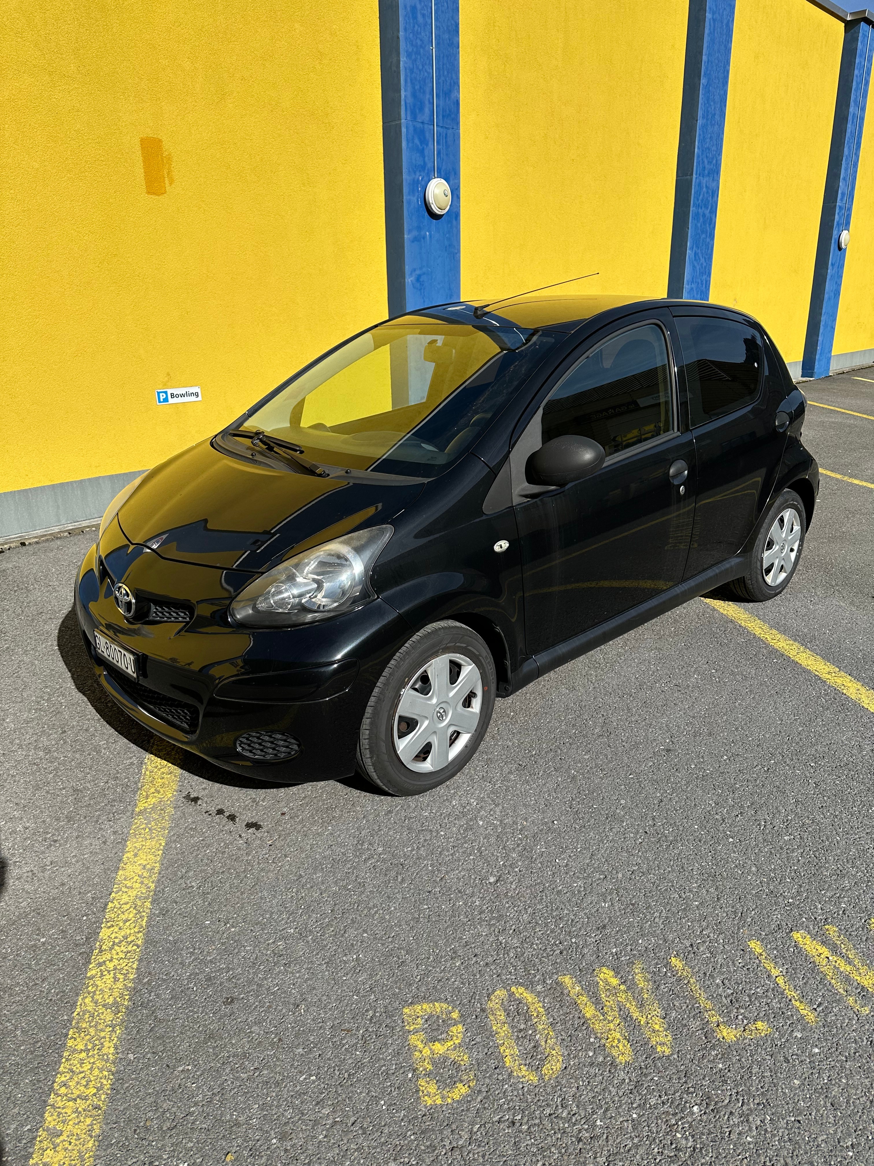 TOYOTA Aygo 1.0 Linea Terra