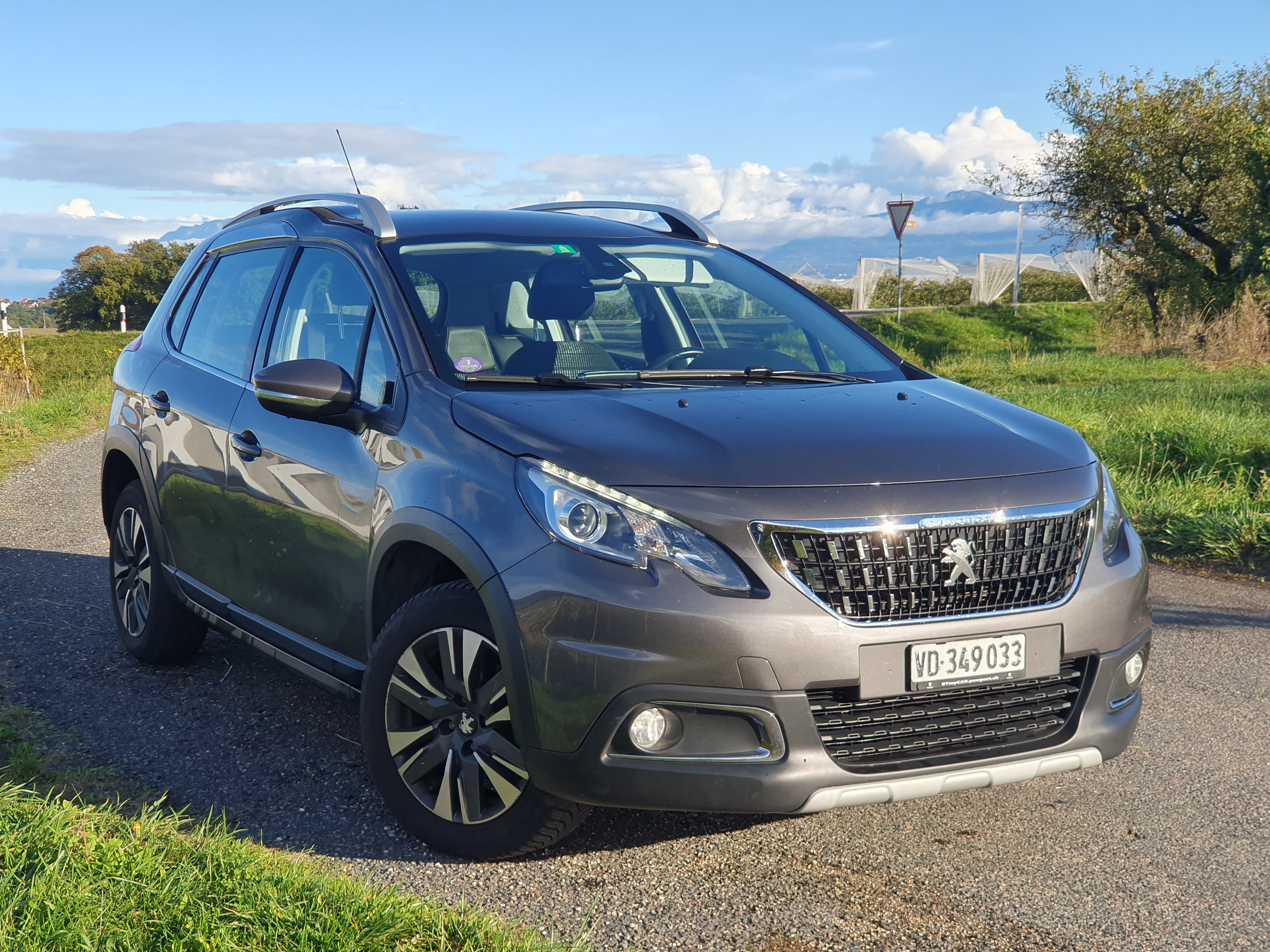 PEUGEOT 2008 1.2 PureTech Allure EAT6