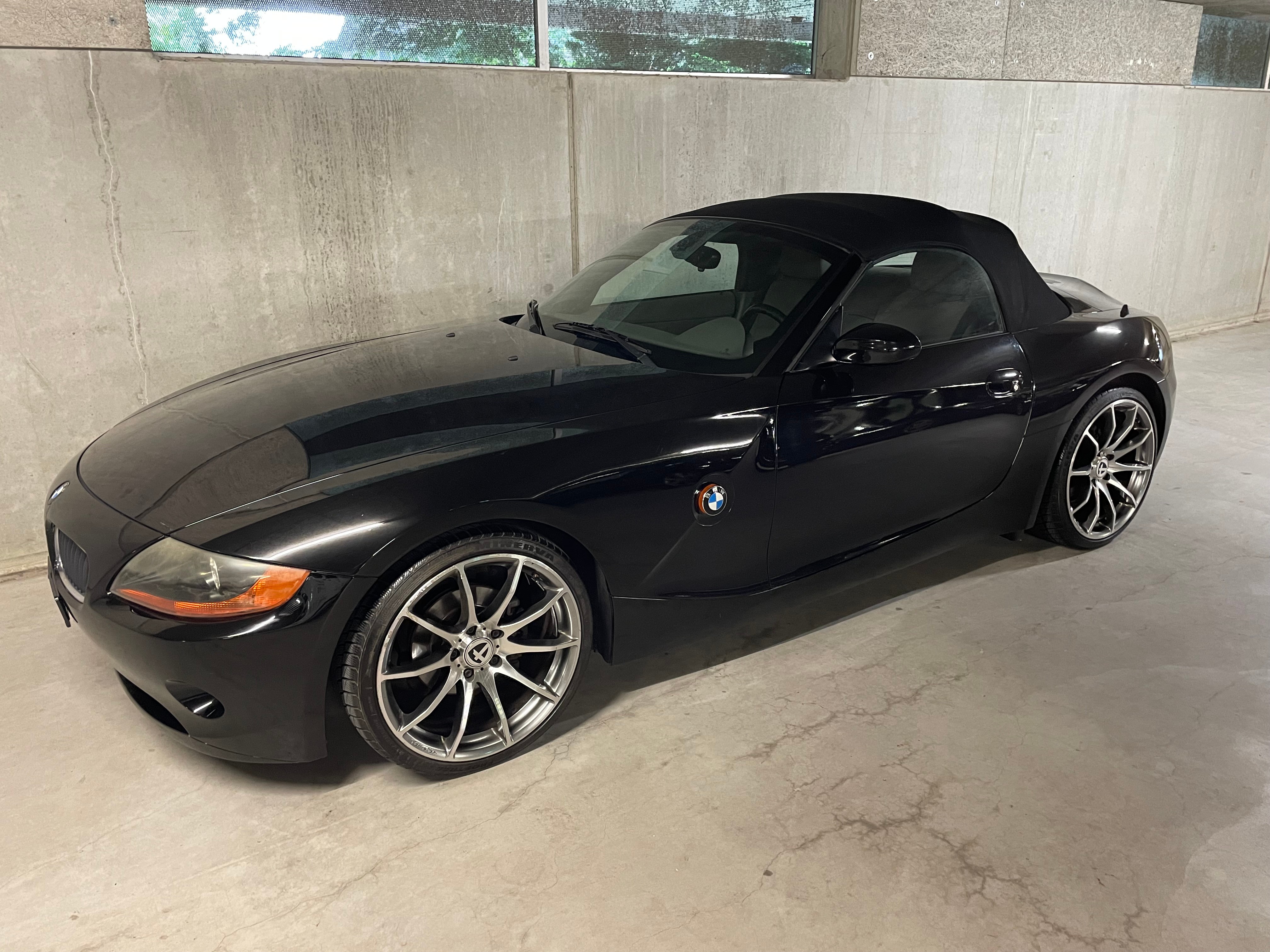 BMW Z4 2.2i Roadster