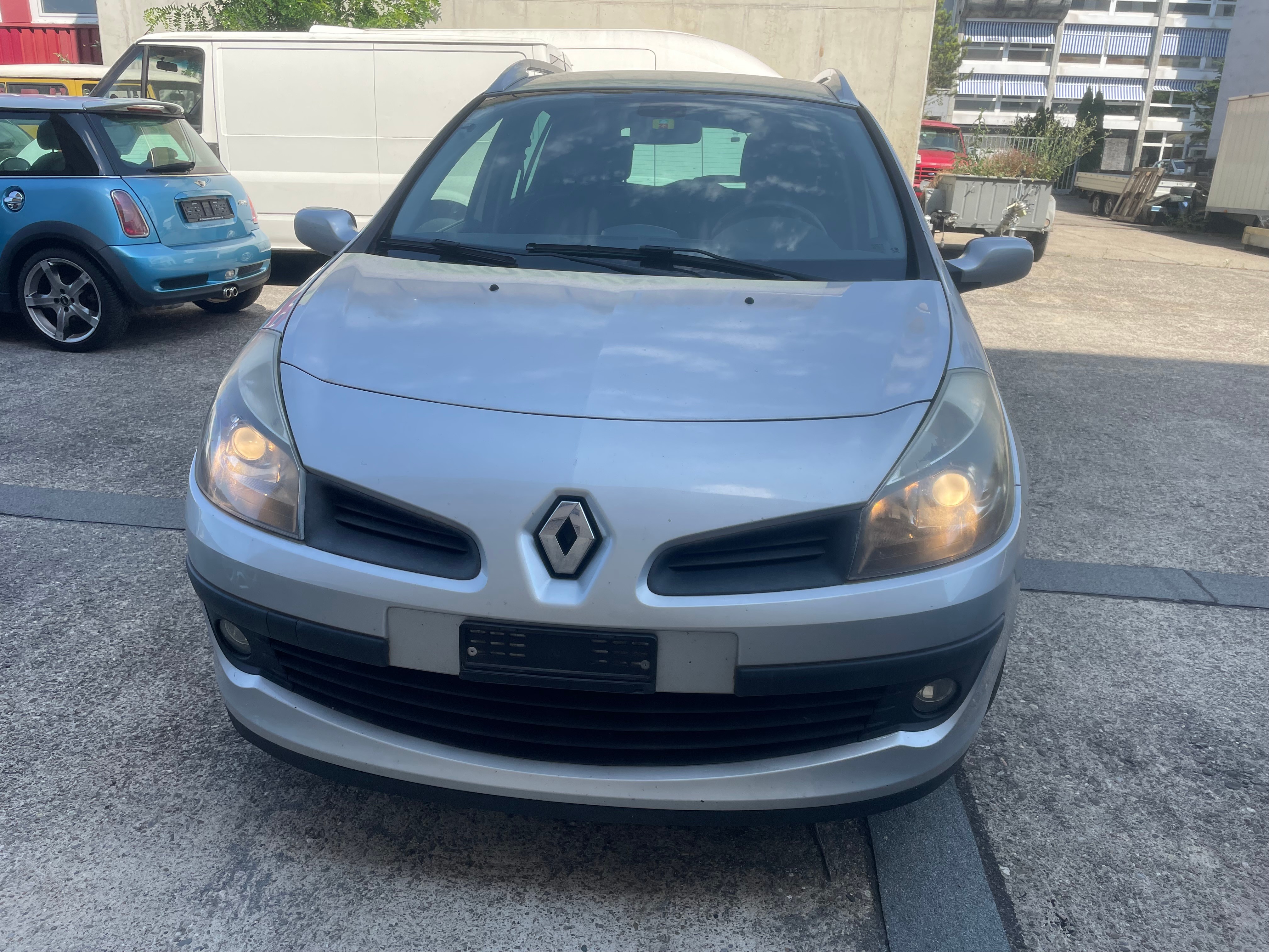 RENAULT Clio Grandtour 1.2 16V Turbo Dynamique