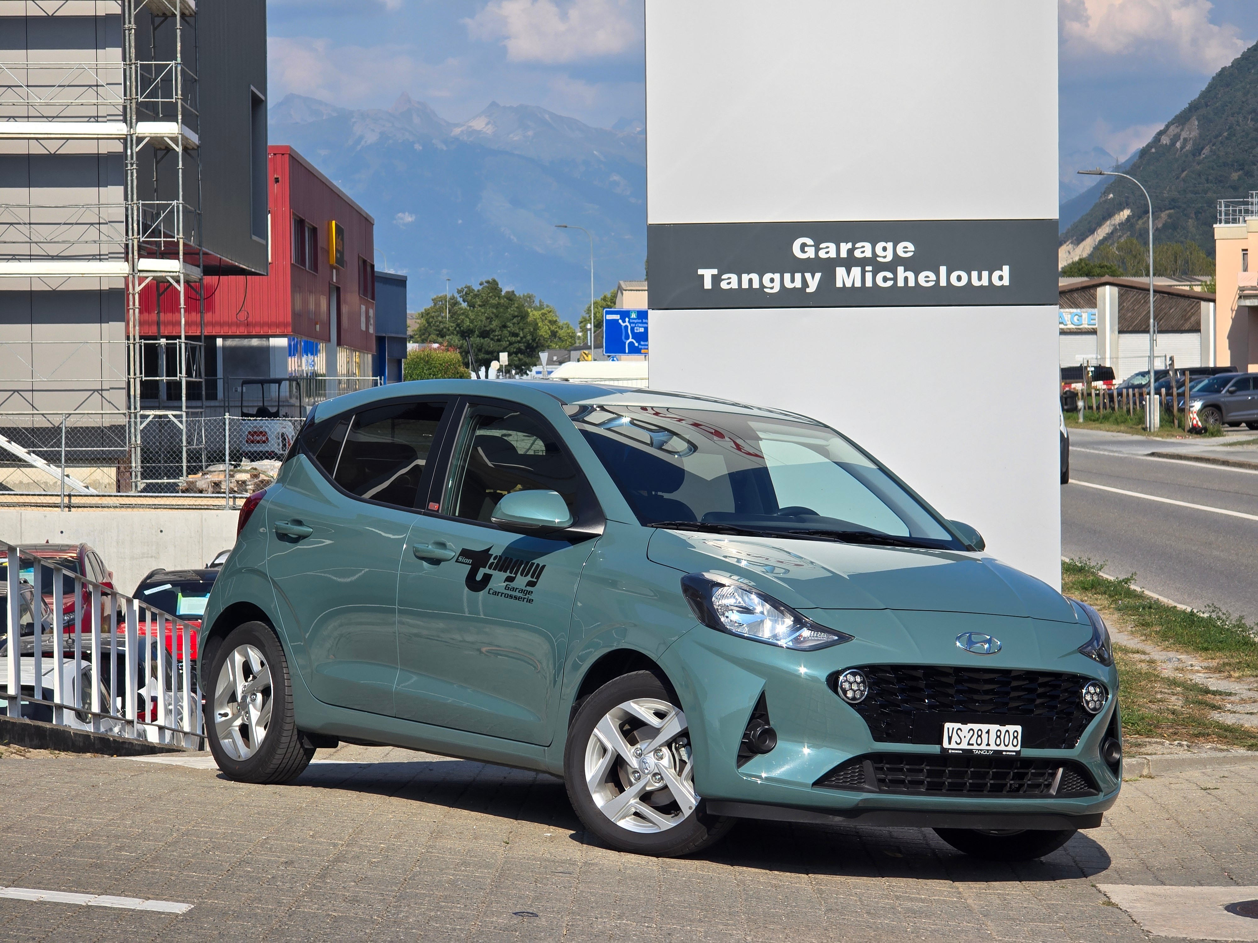 HYUNDAI i10 1.2 Amplia