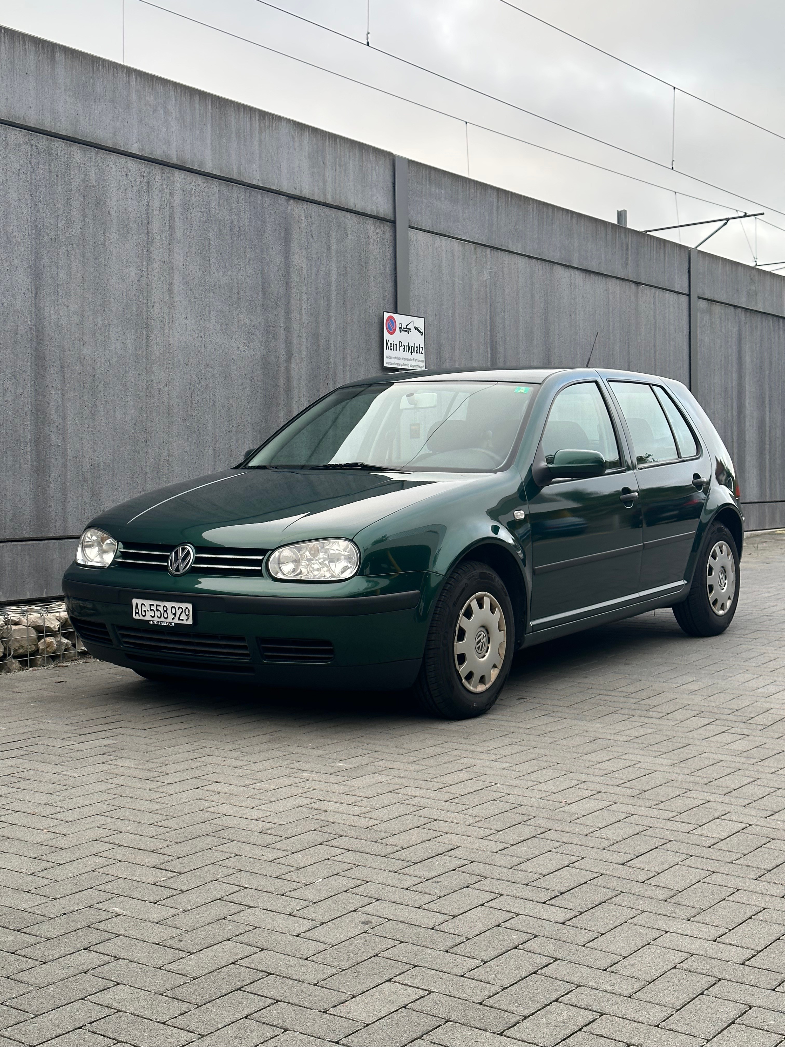 VW Golf 1.6