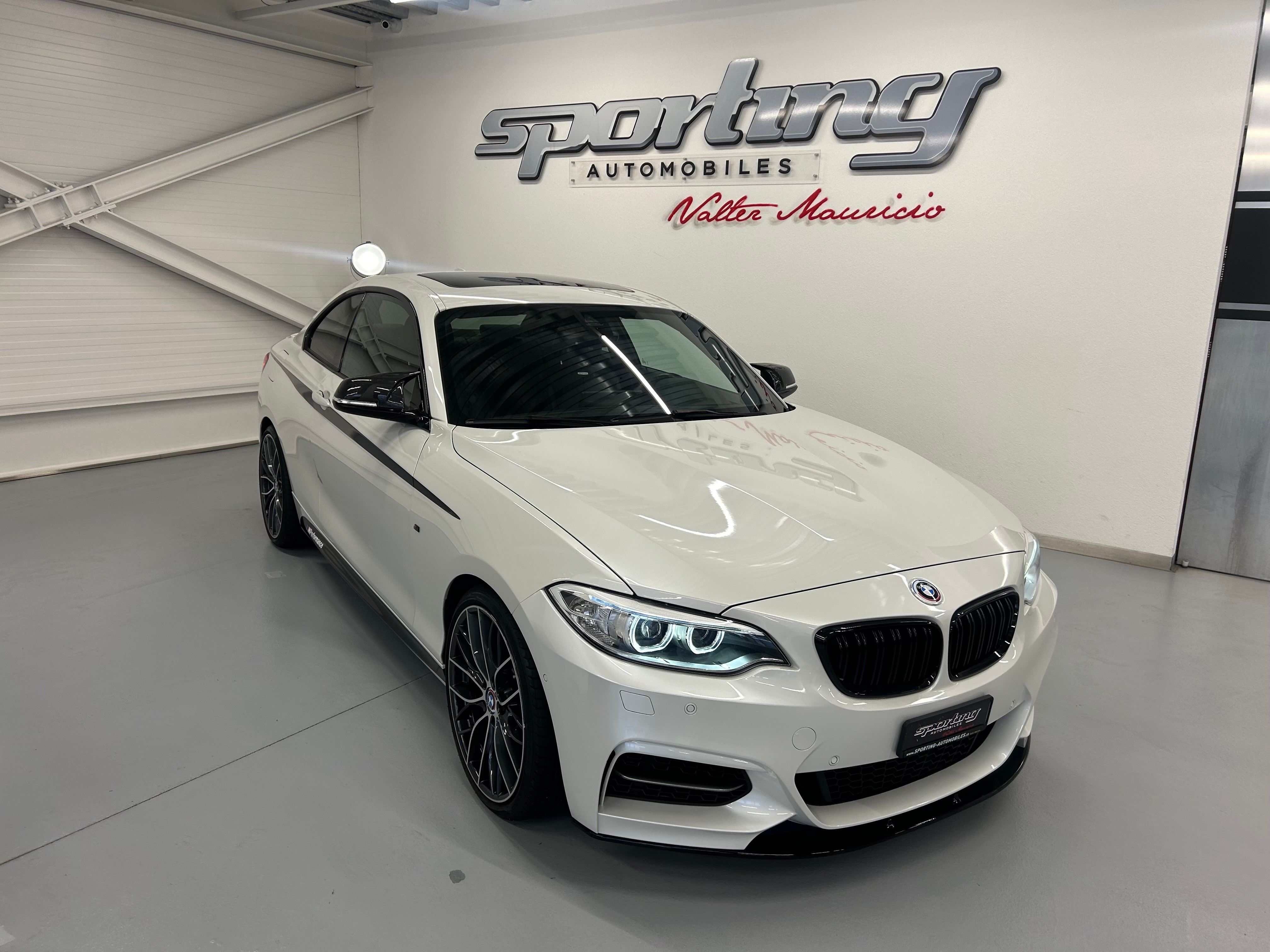 BMW M235i