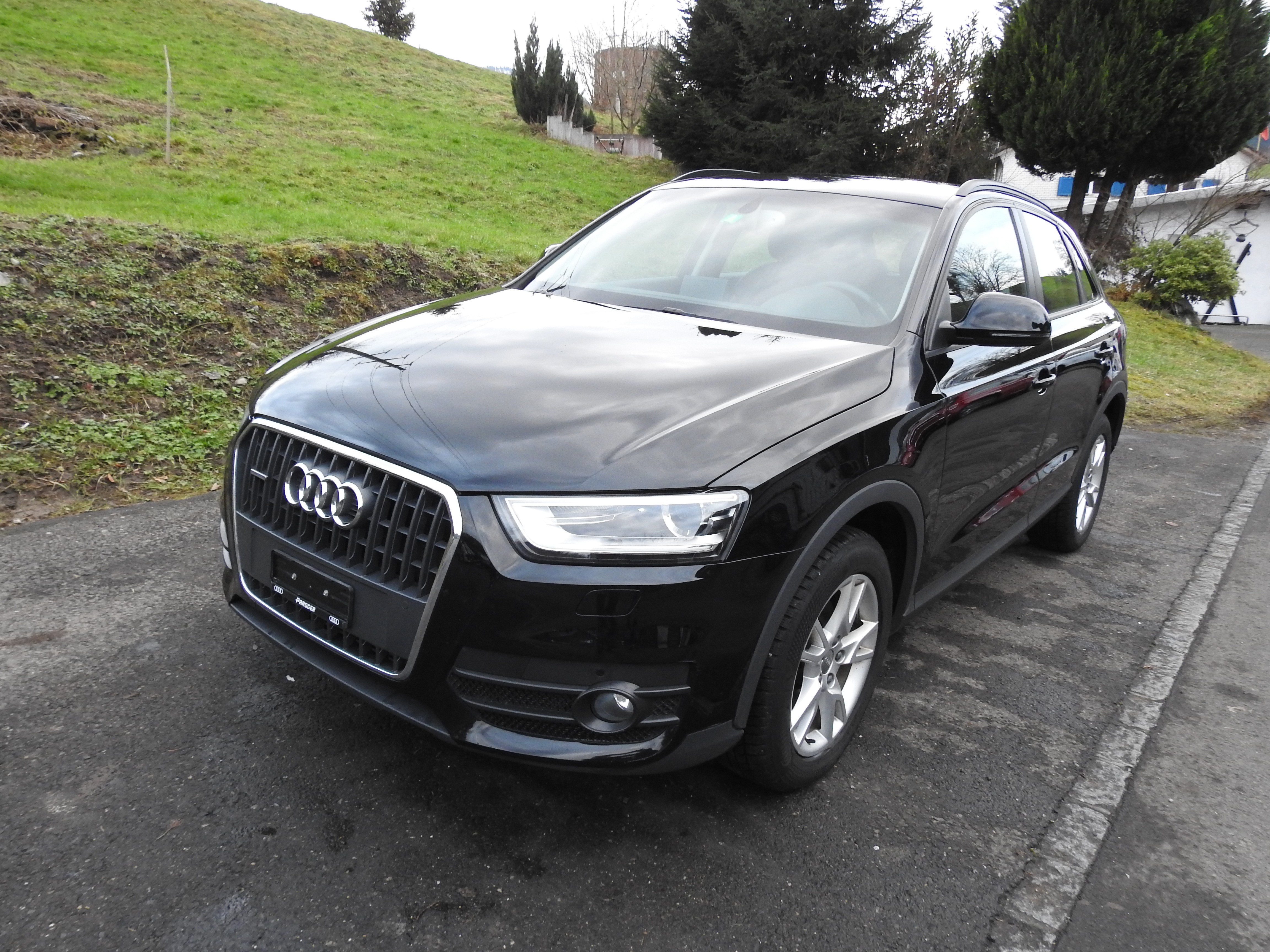 AUDI Q3 2.0 TDI quattro S-tronic