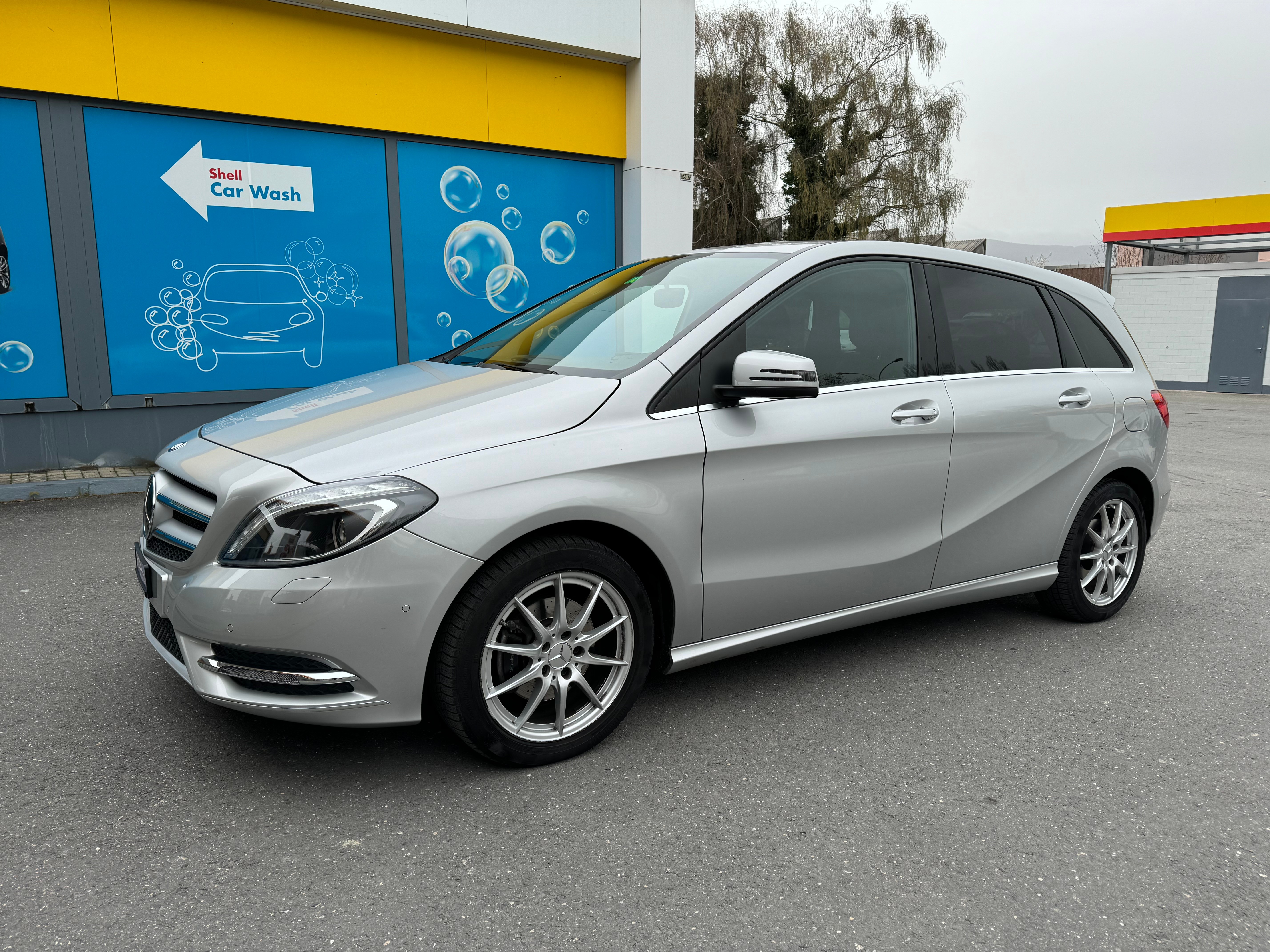 MERCEDES-BENZ B 200 7G-DCT