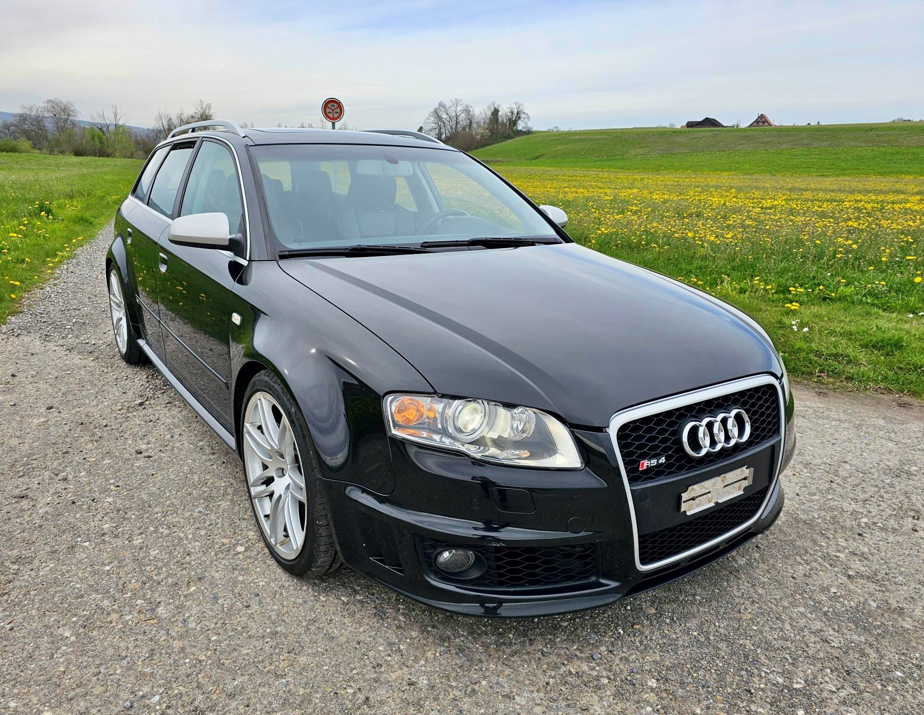 AUDI RS4 Avant 4.2 V8 quattro