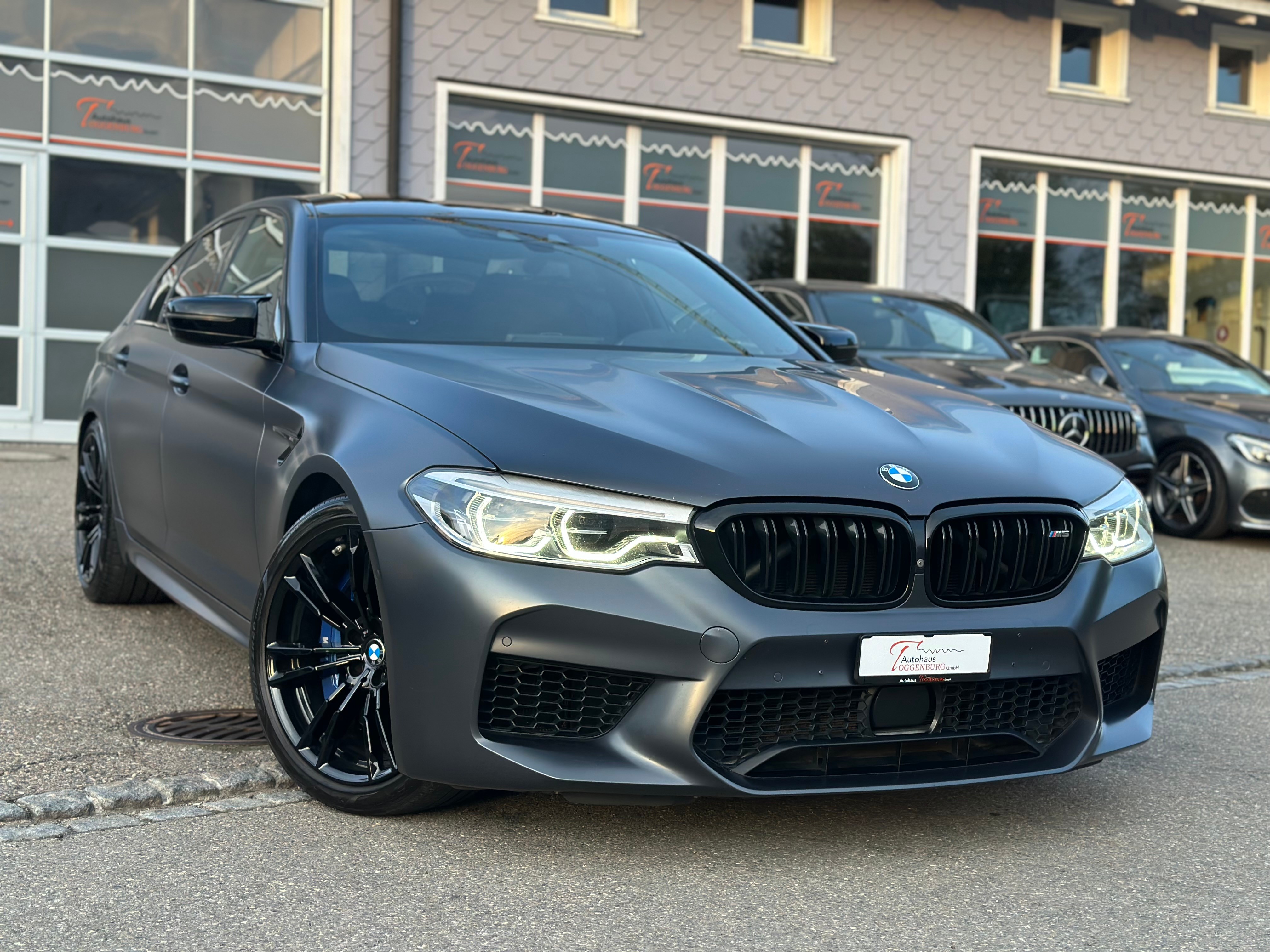 BMW M5 xDrive Competition Drivelogic *ohne OPF**Frozen Black Individual*