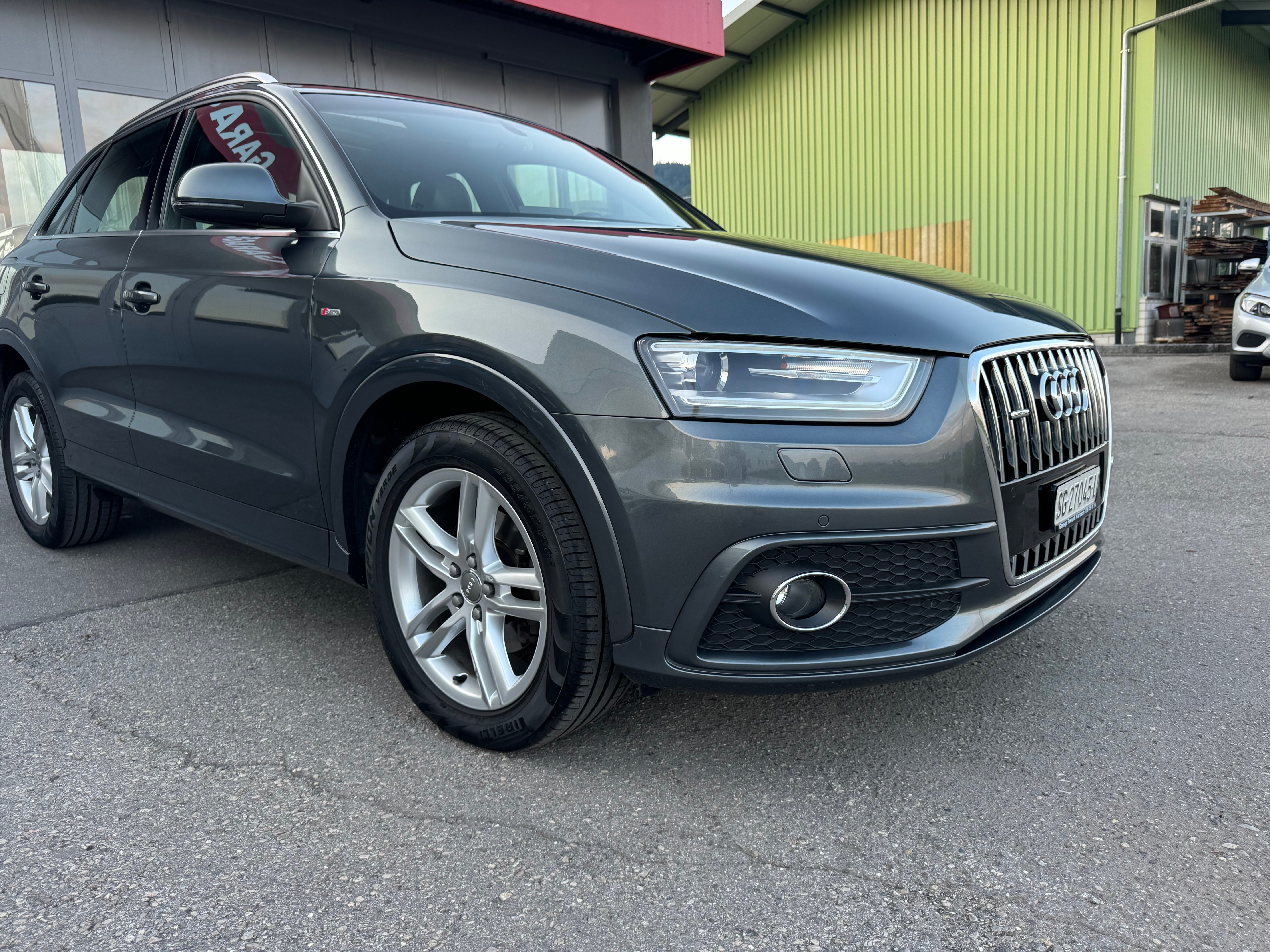 AUDI Q3 2.0 TDI quattro S-Line S-tronic