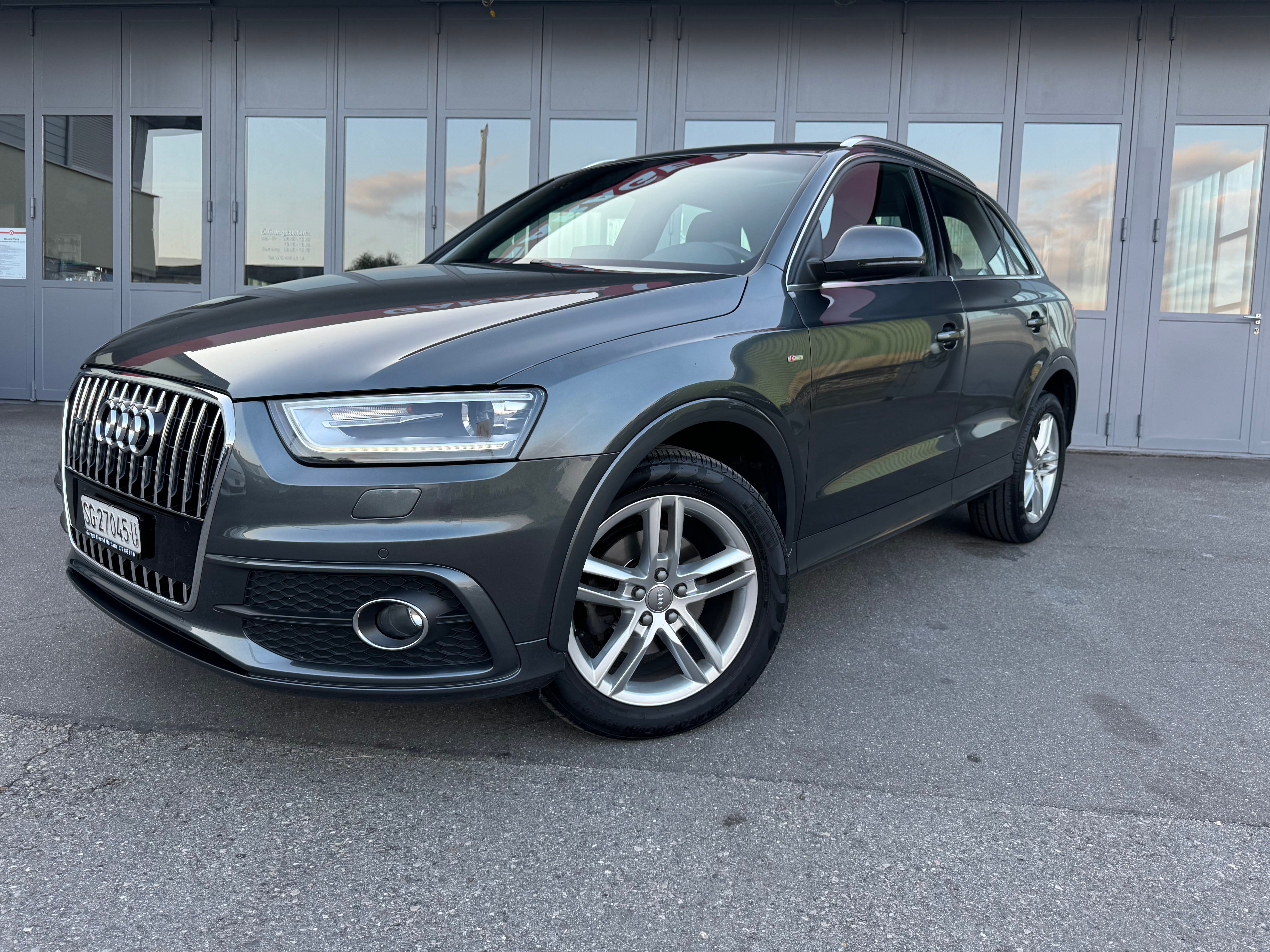 AUDI Q3 2.0 TDI quattro S-Line S-tronic