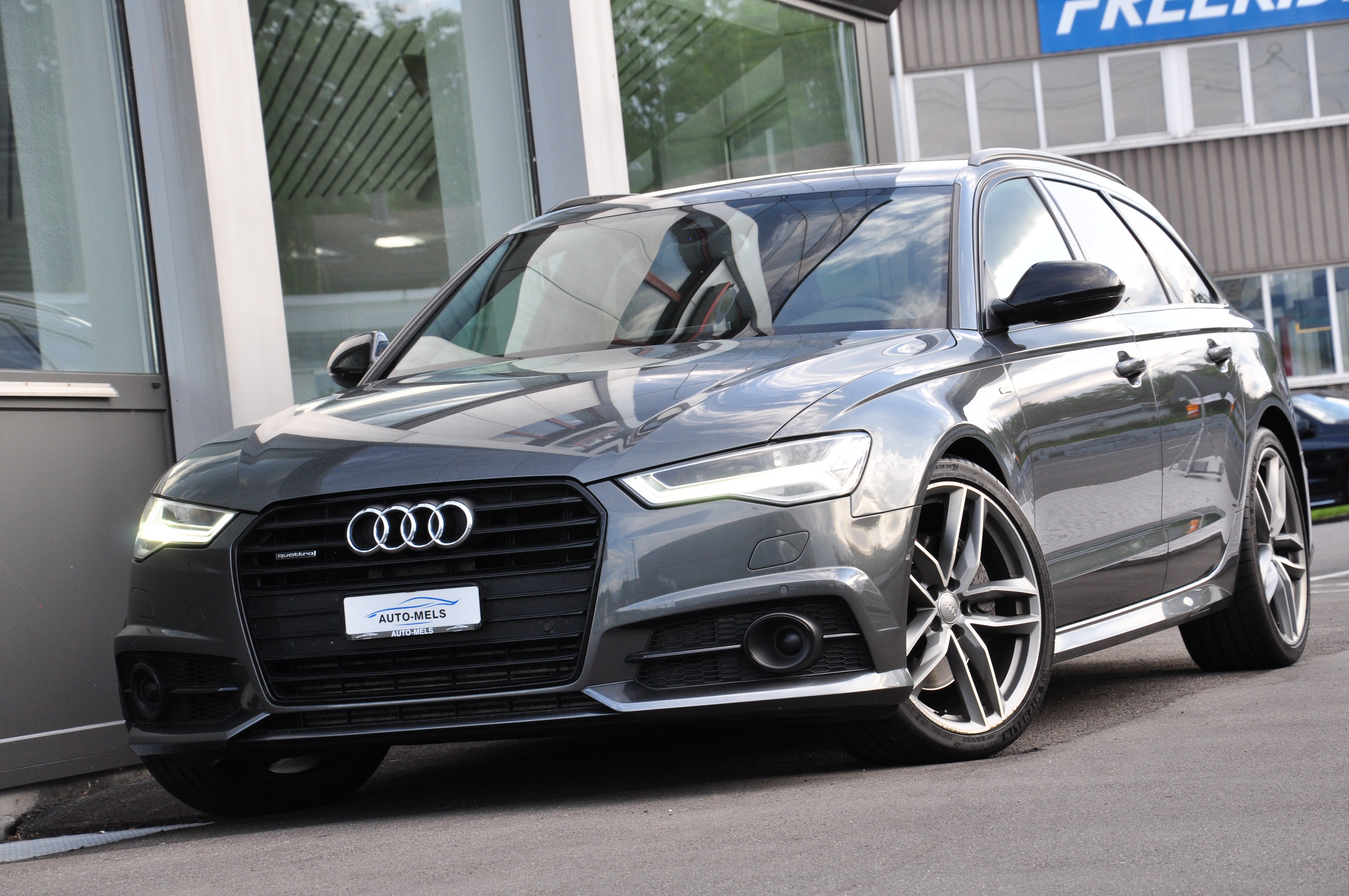 AUDI A6 Avant 3.0 TDI V6 quattro S-tronic S-Line