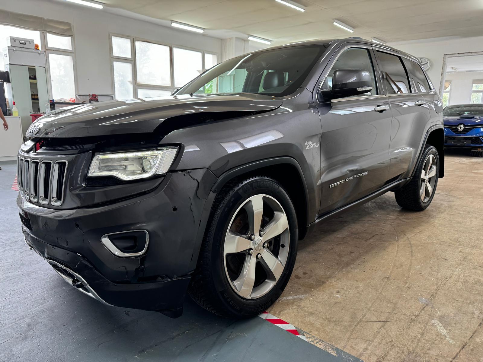 JEEP Grand Cherokee 5.7 V8 HEMI Limited Automatic