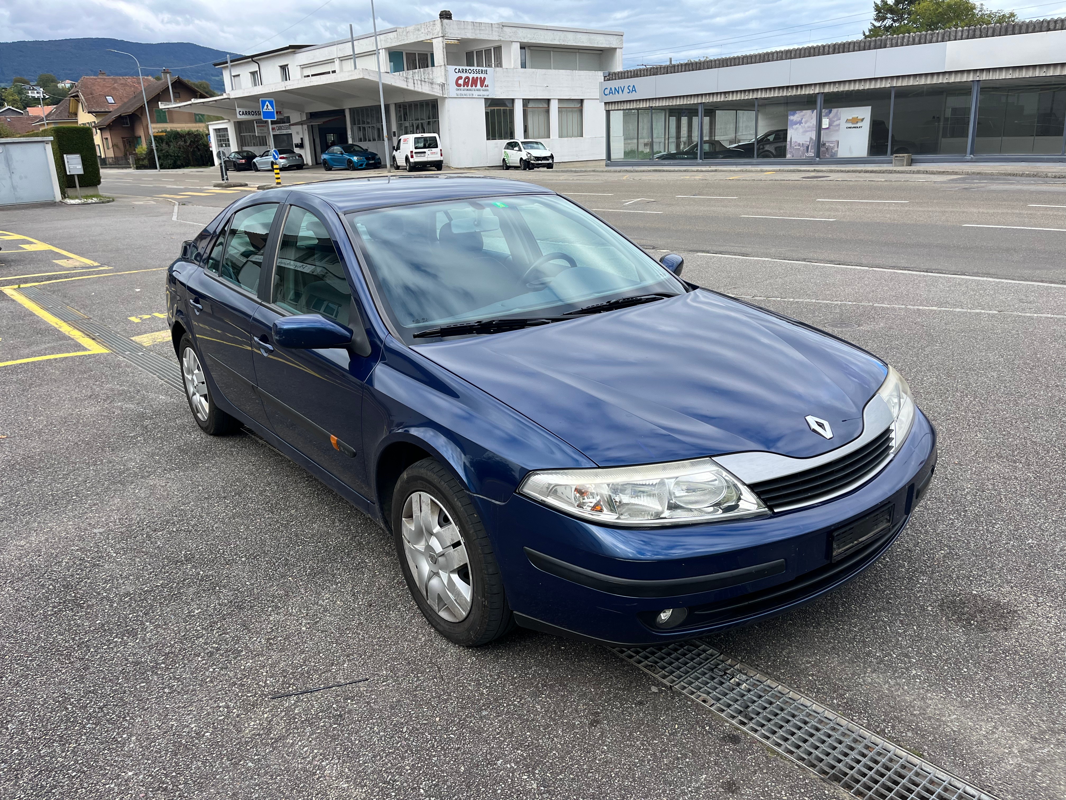 RENAULT Laguna 1.8 16V Dynamique Automatic