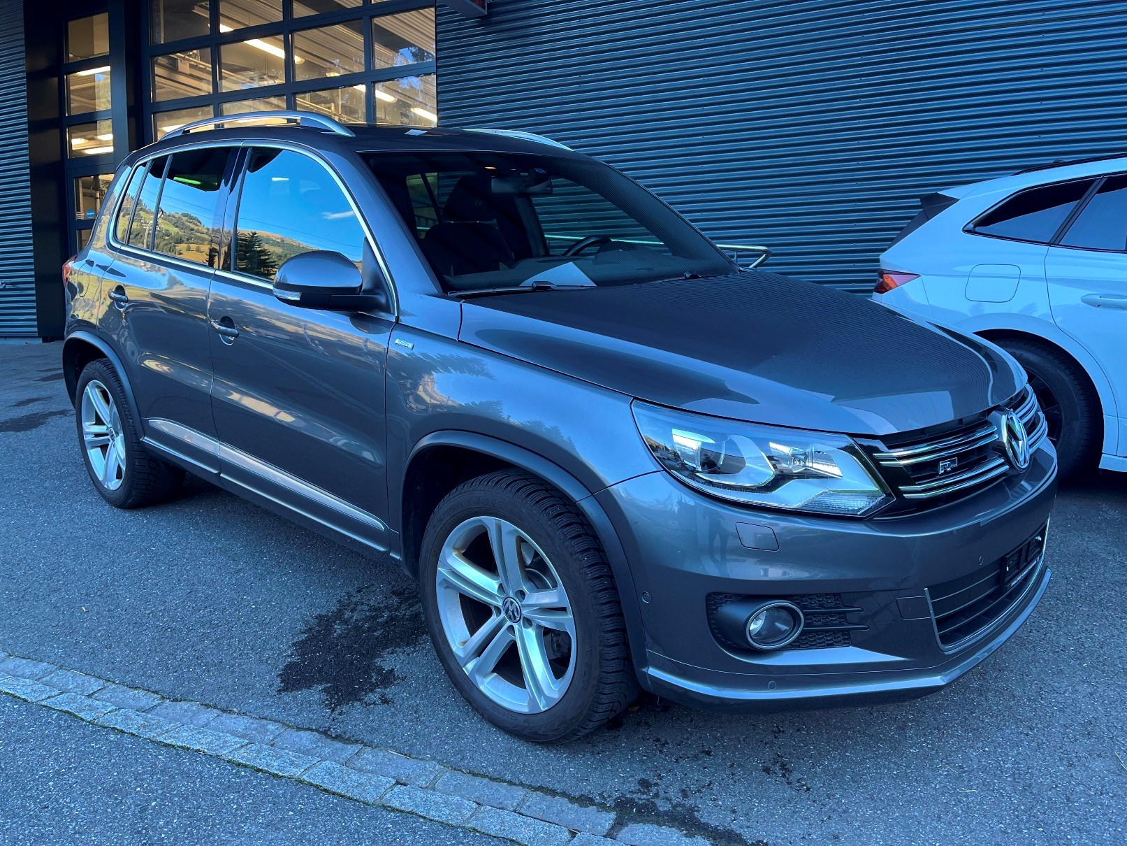 VW Tiguan 2.0 TDI BMT Cup R-Line 4Motion DSG