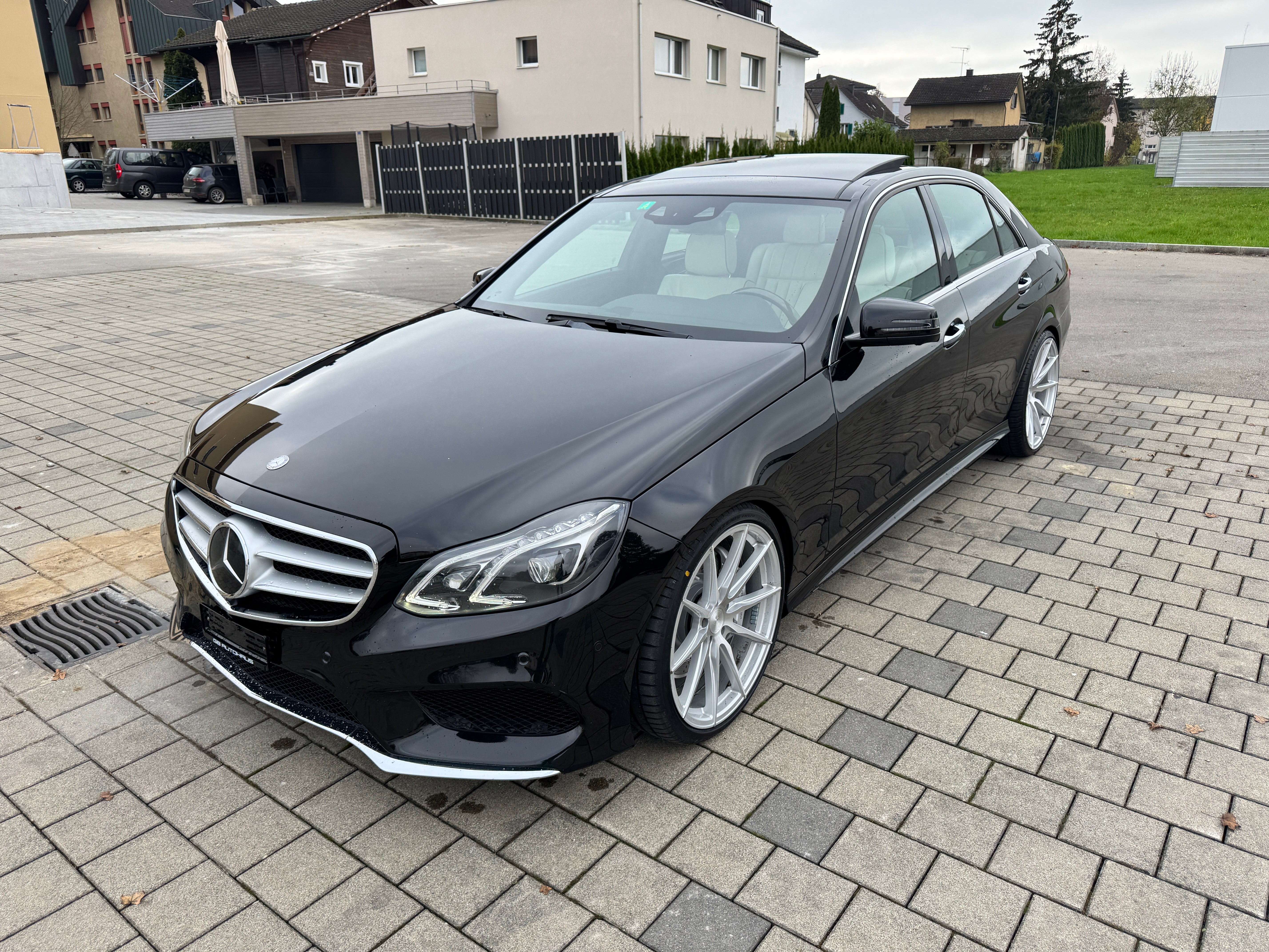 MERCEDES-BENZ E 500 Avantgarde 4Matic 7G-Tronic AMG LINE