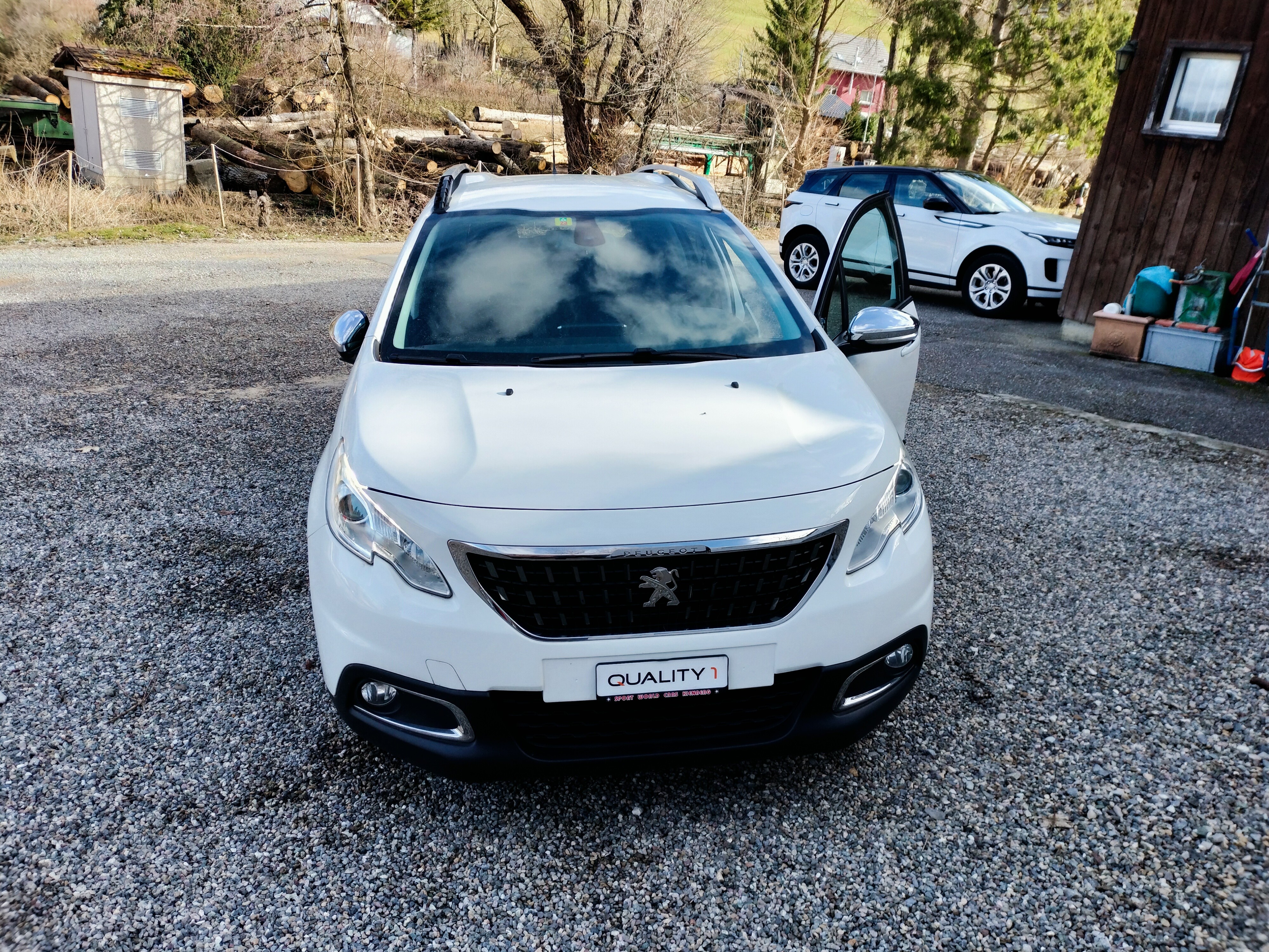 PEUGEOT 2008 1.2 PureTech Allure