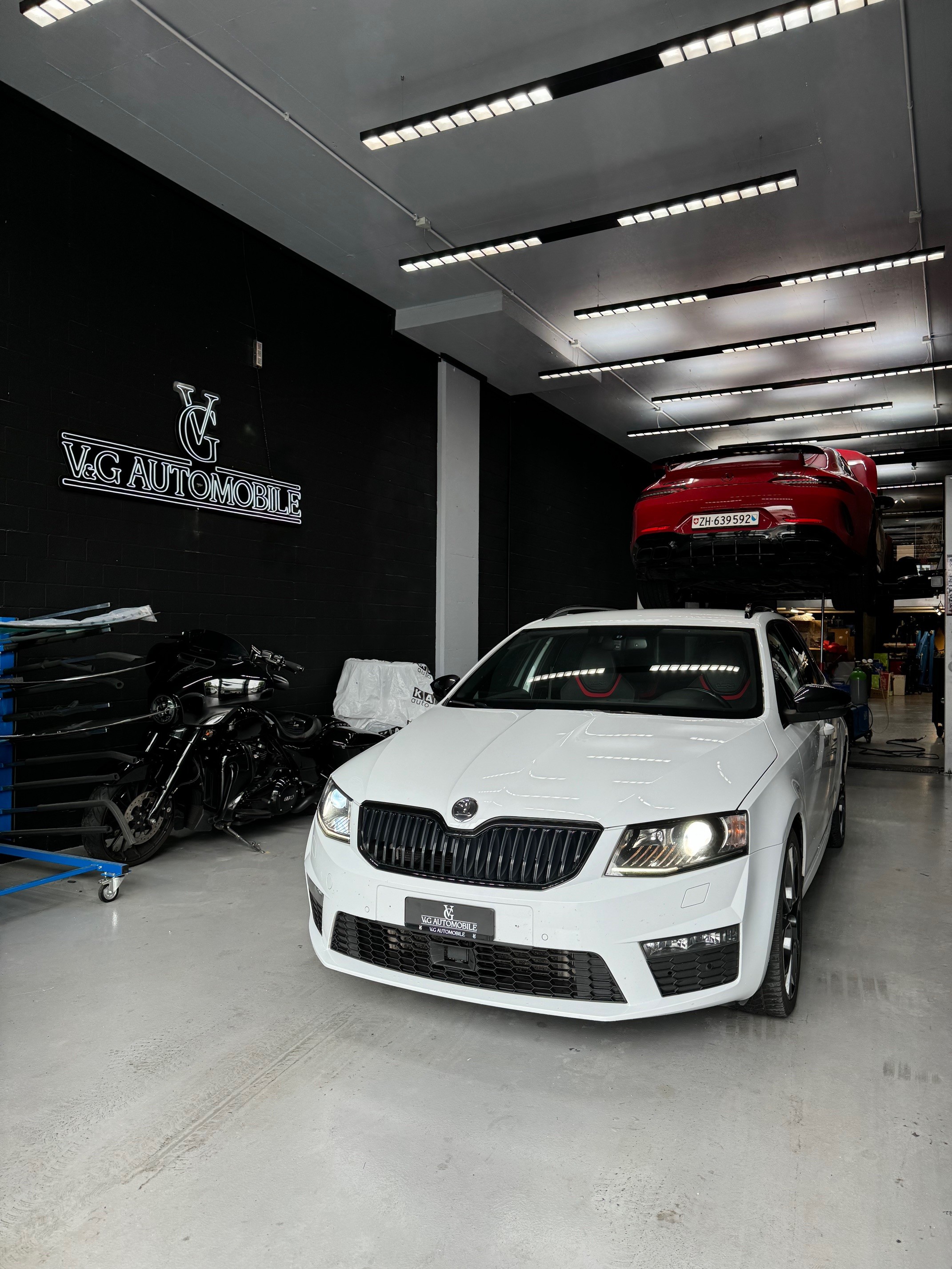 SKODA Octavia Combi 2.0 TDI RS DSG