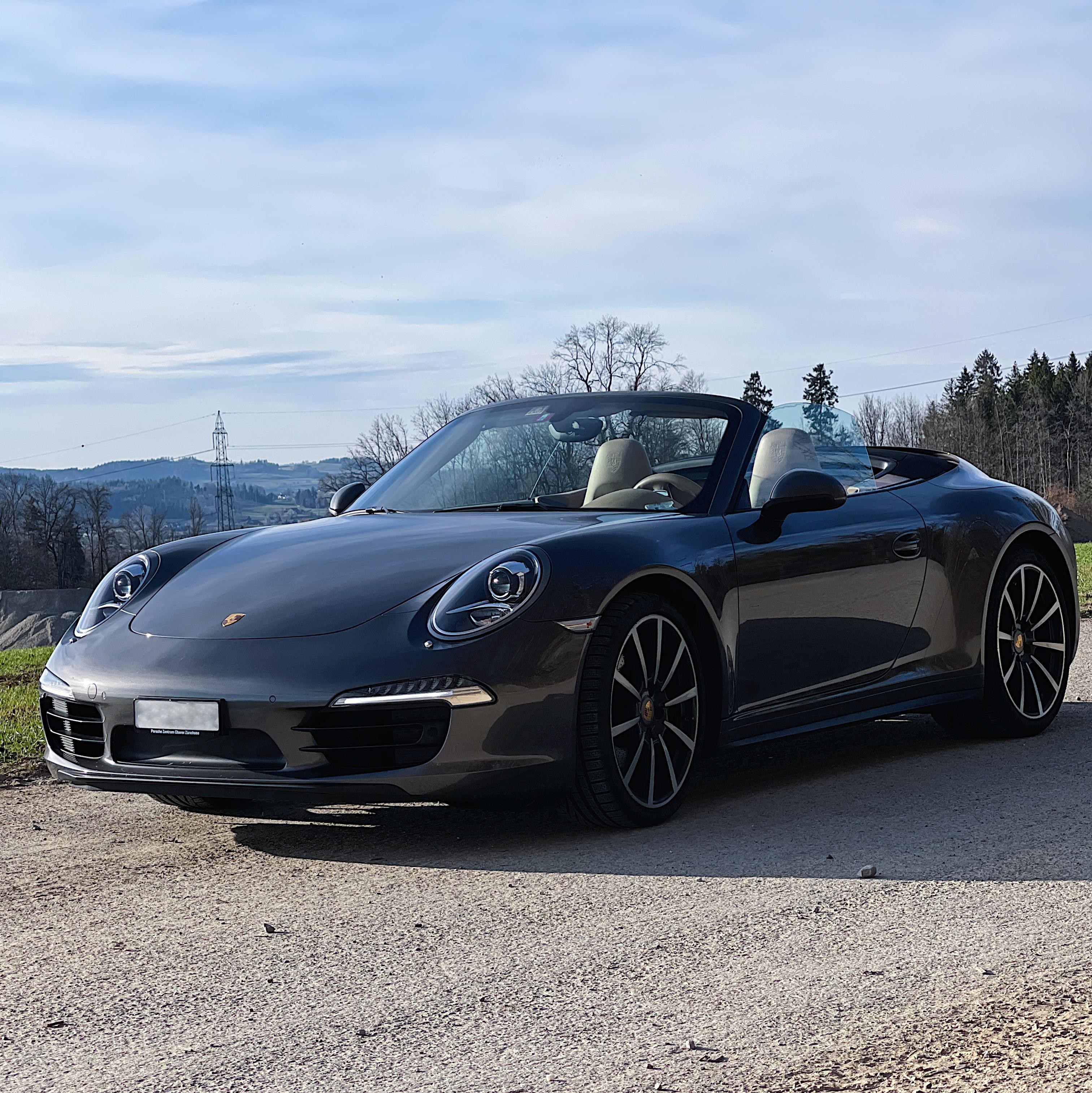 PORSCHE 911 Cabrio Carrera 4 PDK