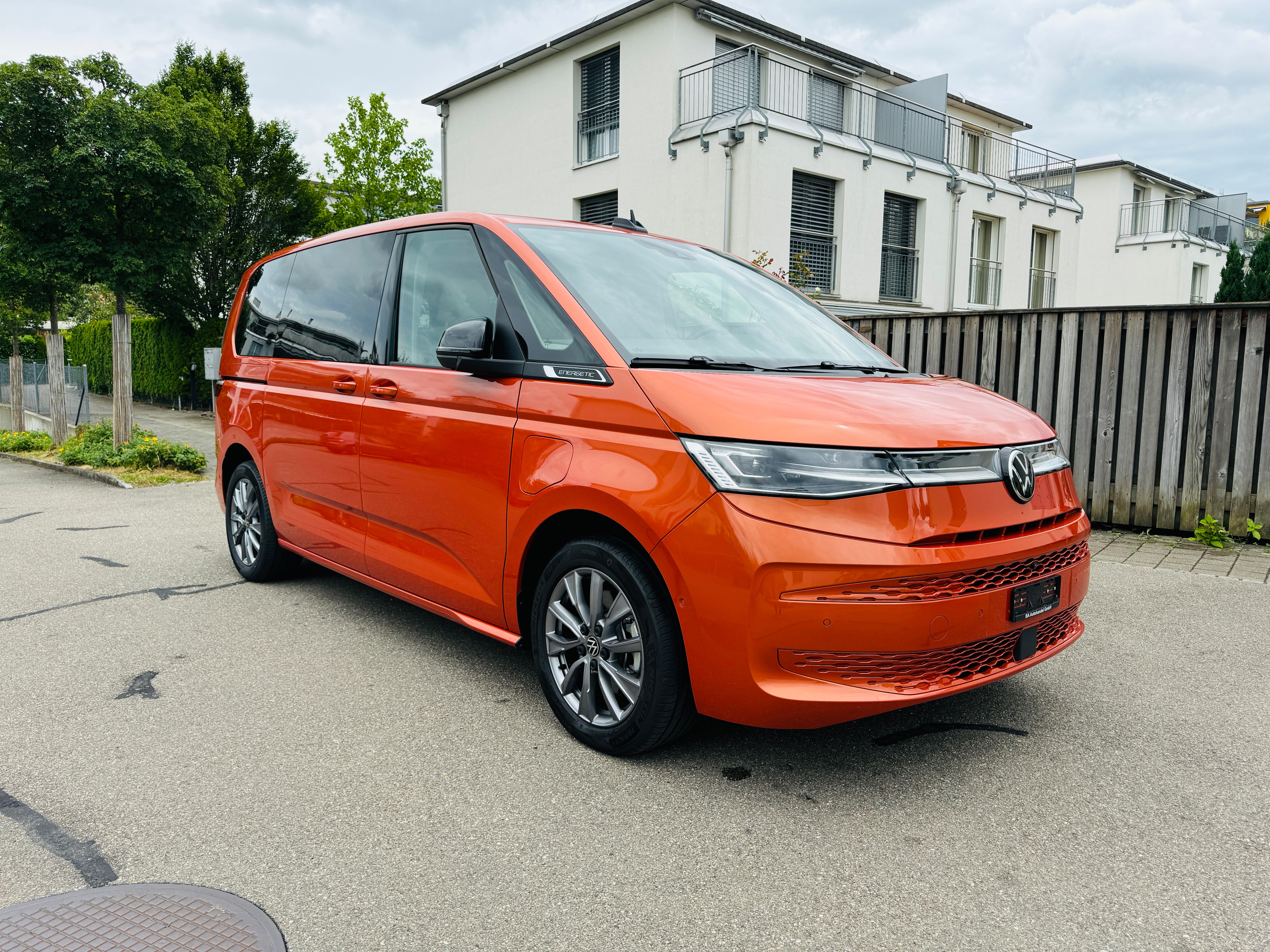 VW MULTIVAN MULTIVAN 1.4 eHYBRID ENERGETIC DSG*5 JAHRE HERSTELLERGARANTIE*PANORAMADACH*