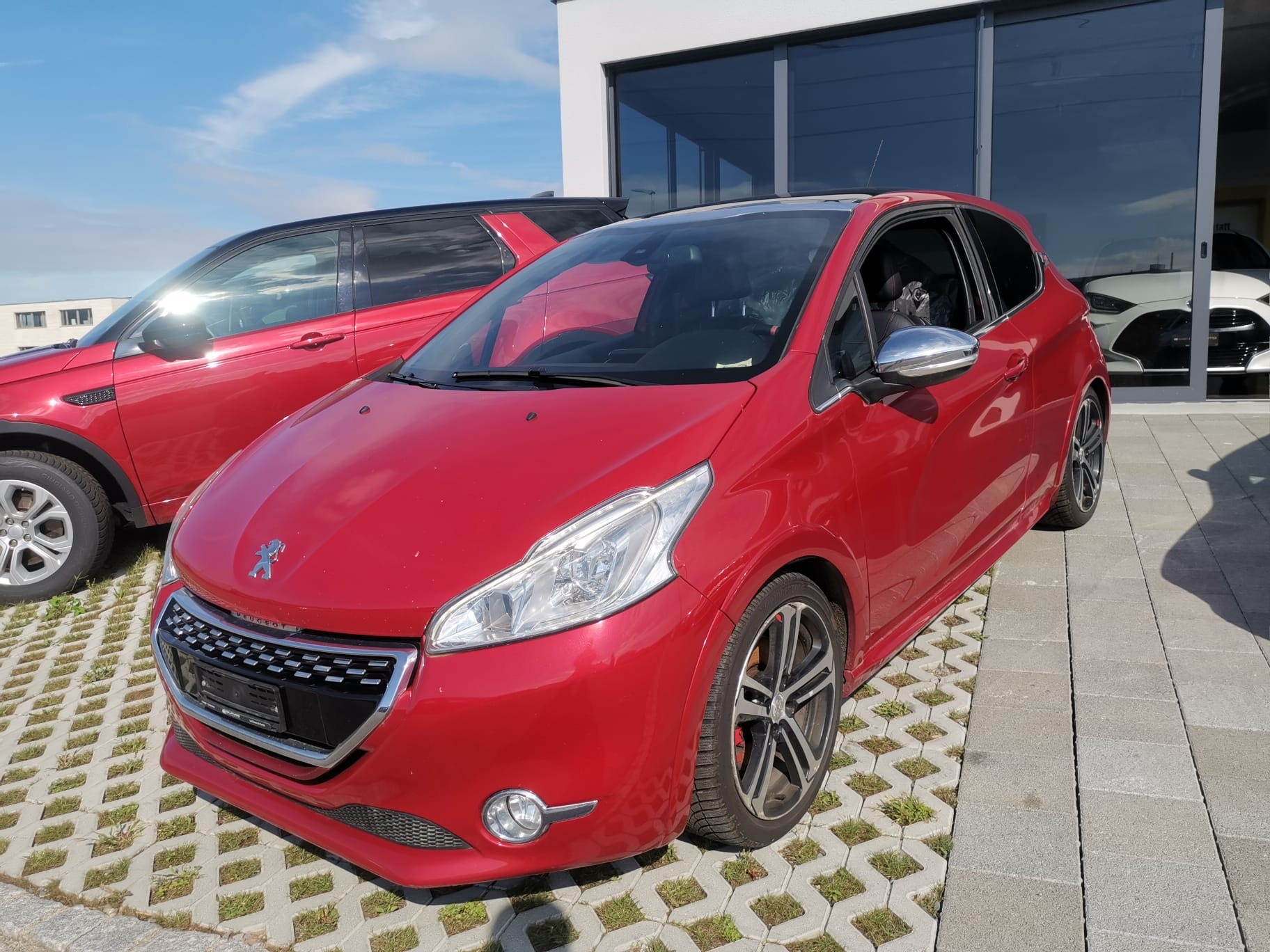 PEUGEOT 208 1.6 Turbo GTi