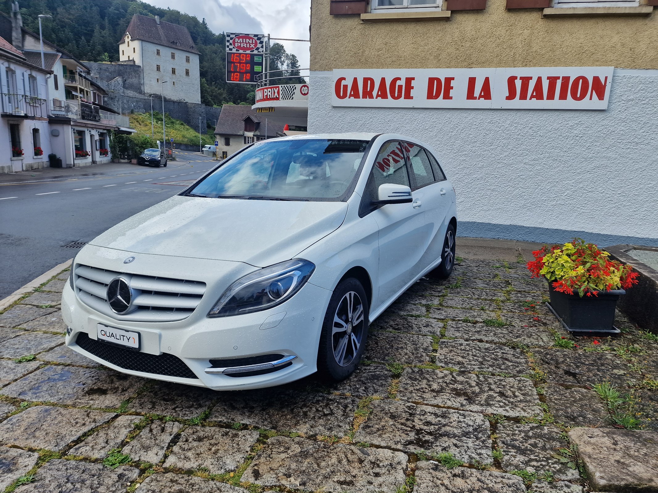 MERCEDES-BENZ B 200 CDI