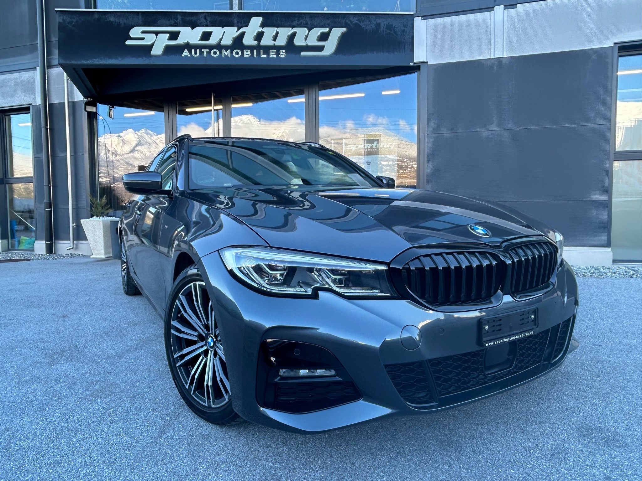 BMW 320d xDrive 48V Touring M Sport Steptronic