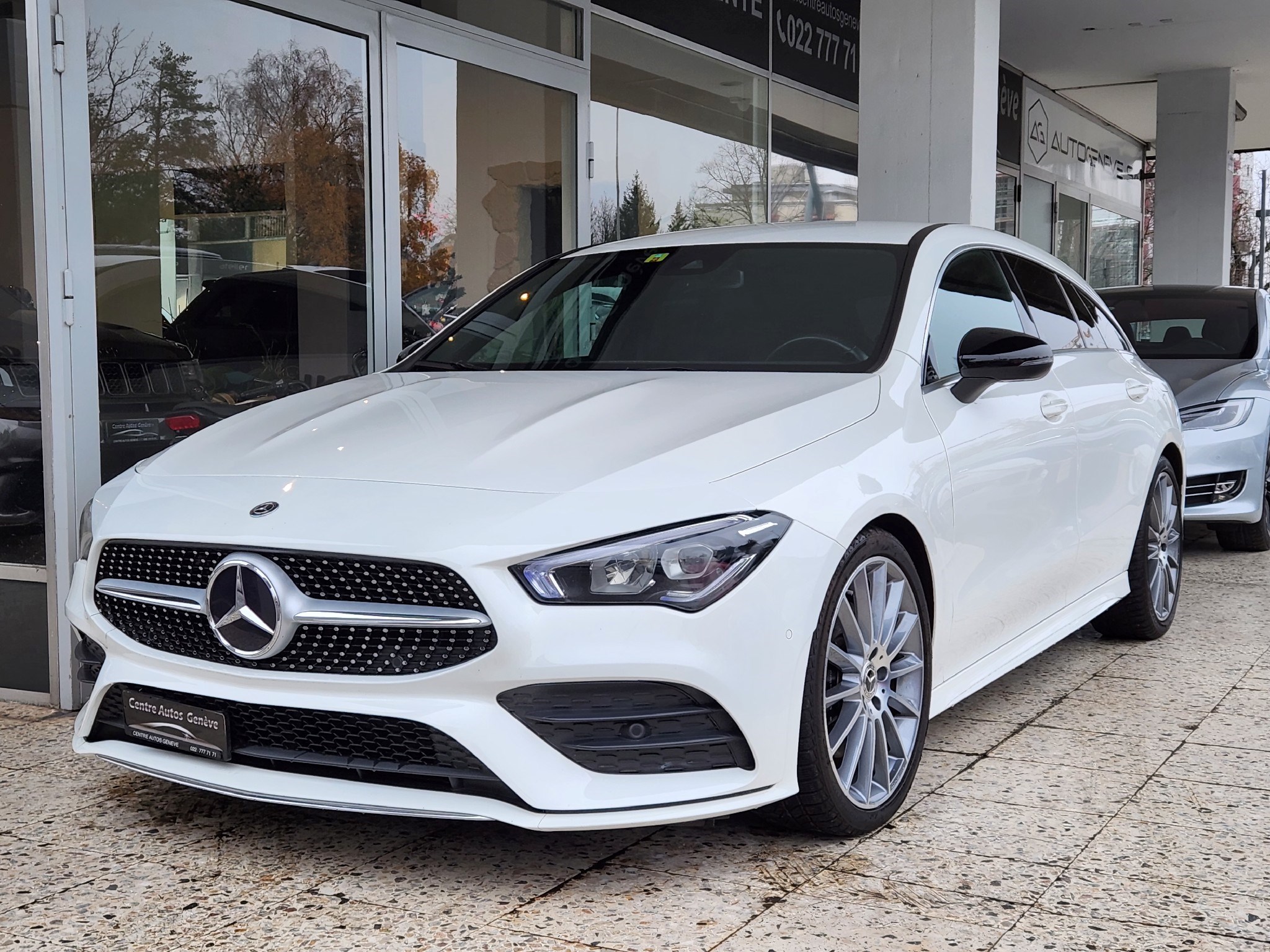 MERCEDES-BENZ CLA Shooting Brake 200 d AMG Line 8G-DCT