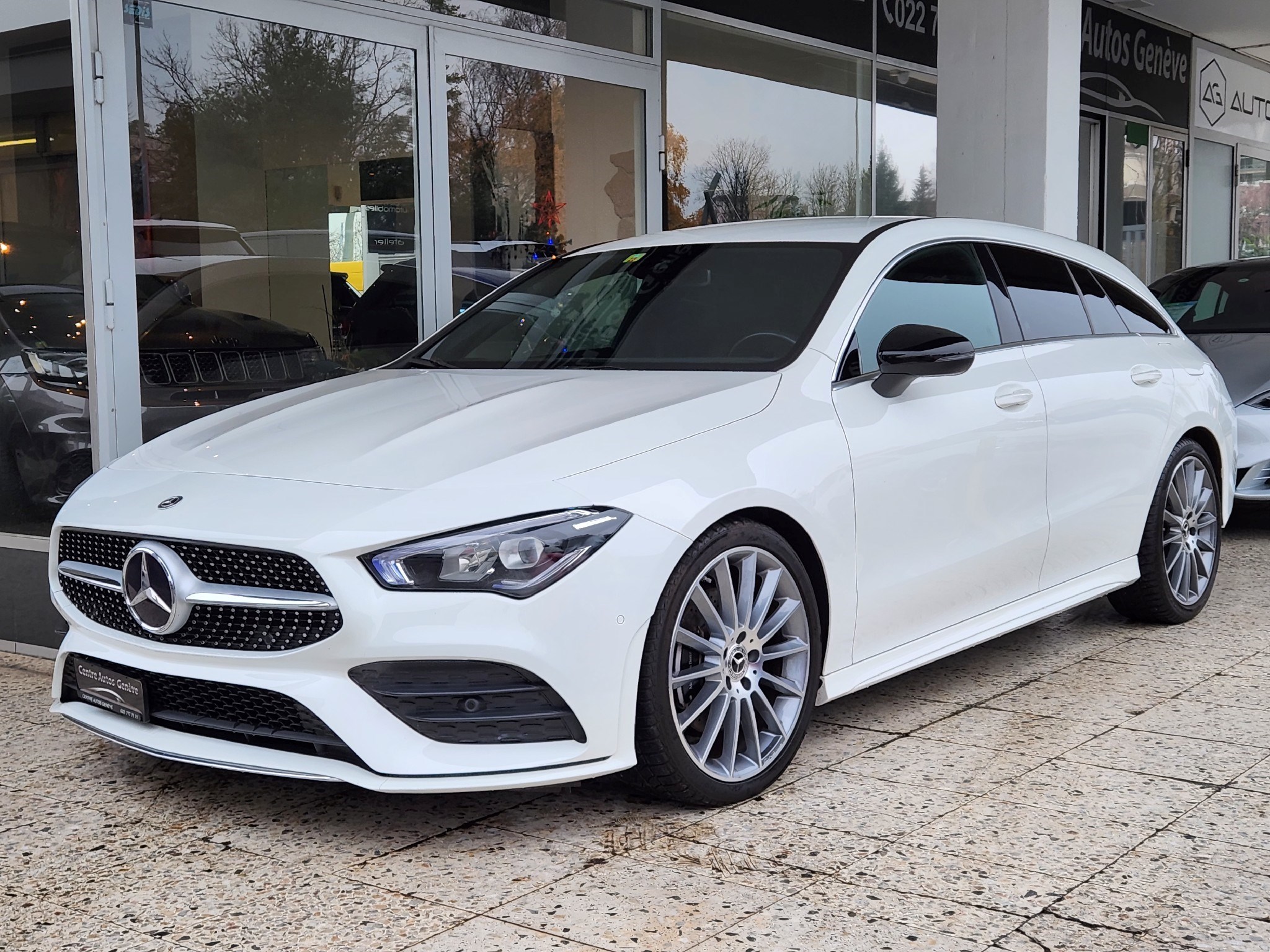 MERCEDES-BENZ CLA Shooting Brake 200 d AMG Line 8G-DCT