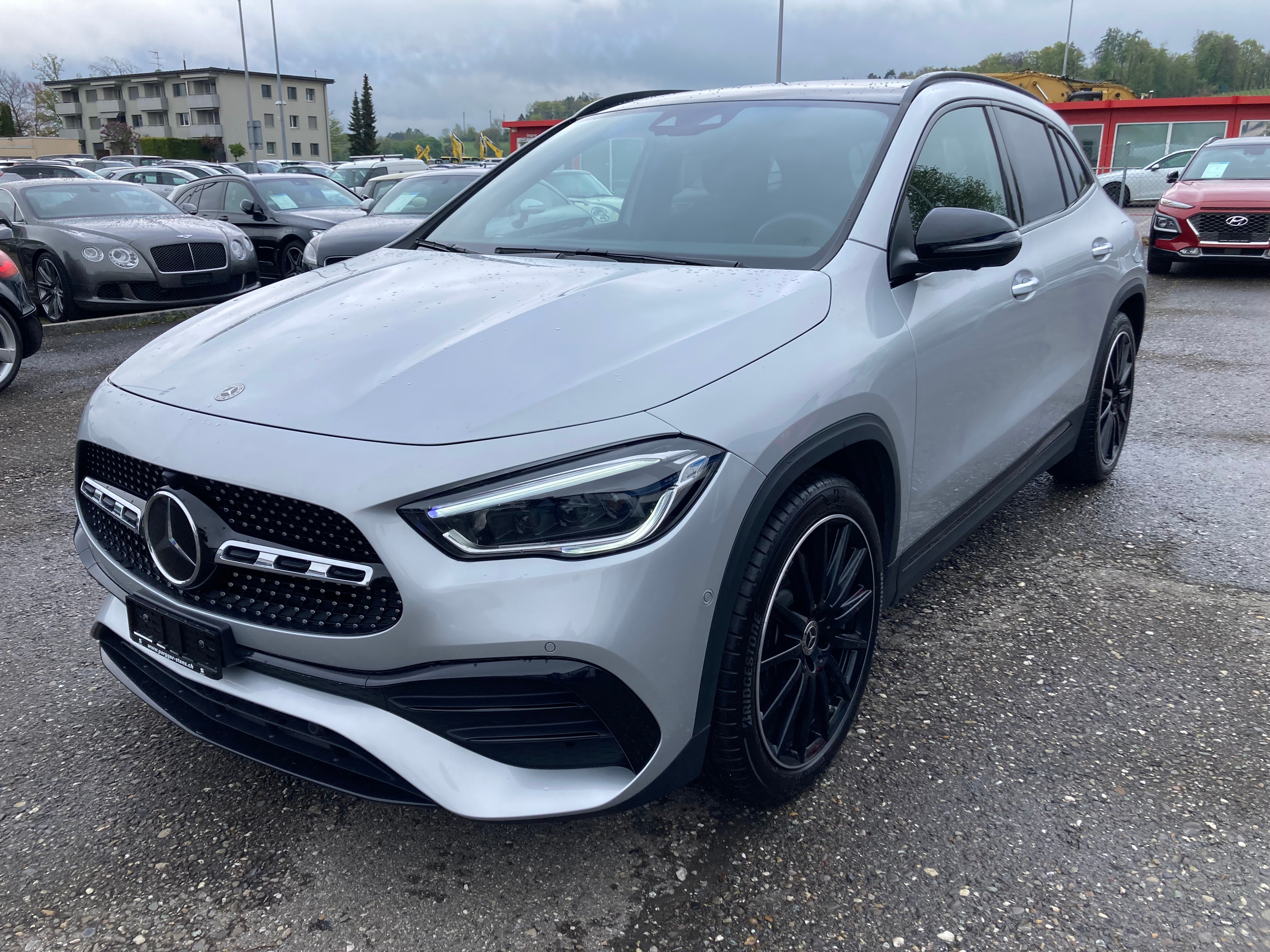 MERCEDES-BENZ GLA 250 4Matic AMG Line 8G-DCT