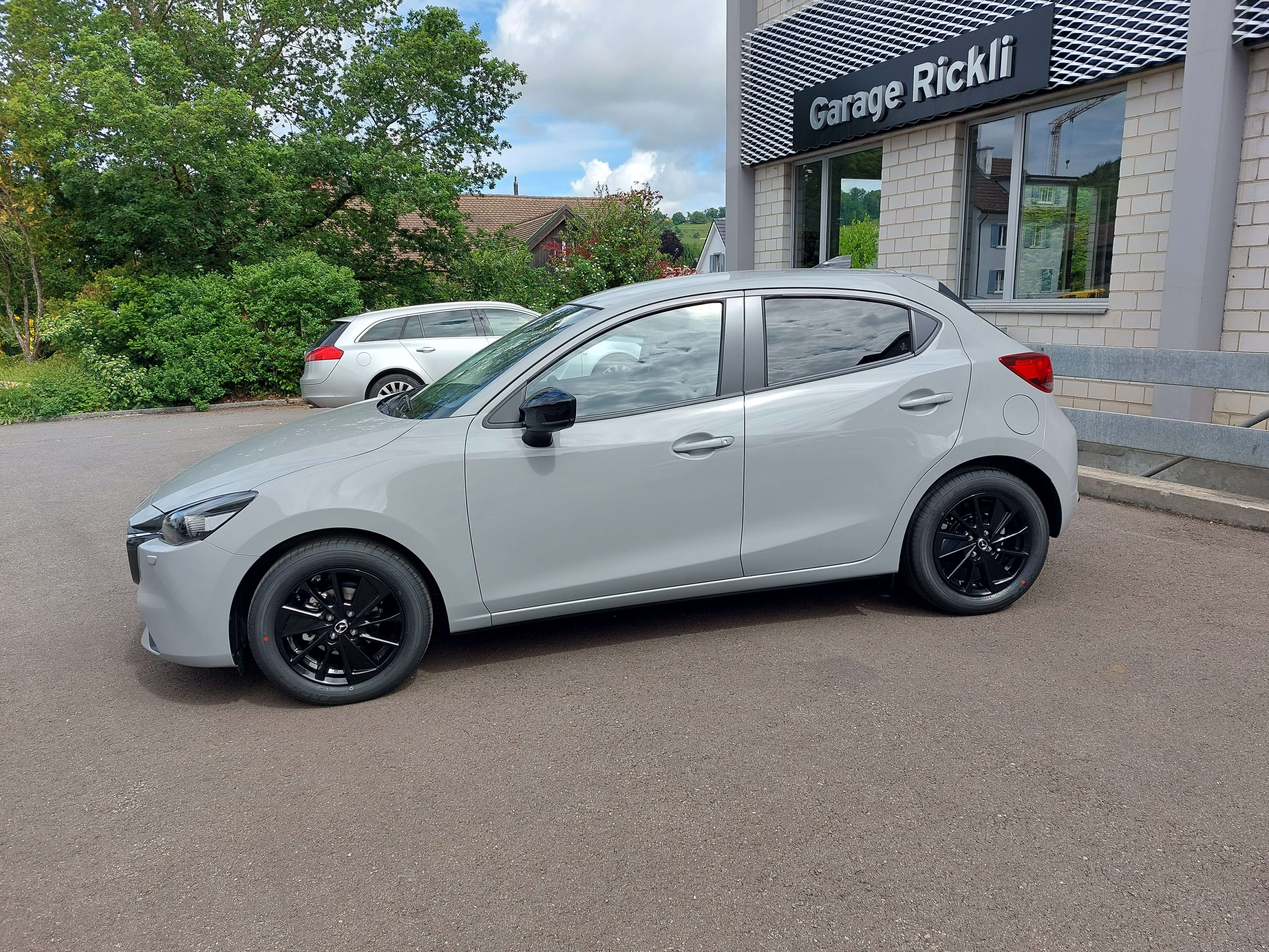 MAZDA 2 SKYACTIV-G 90 Homura Automat