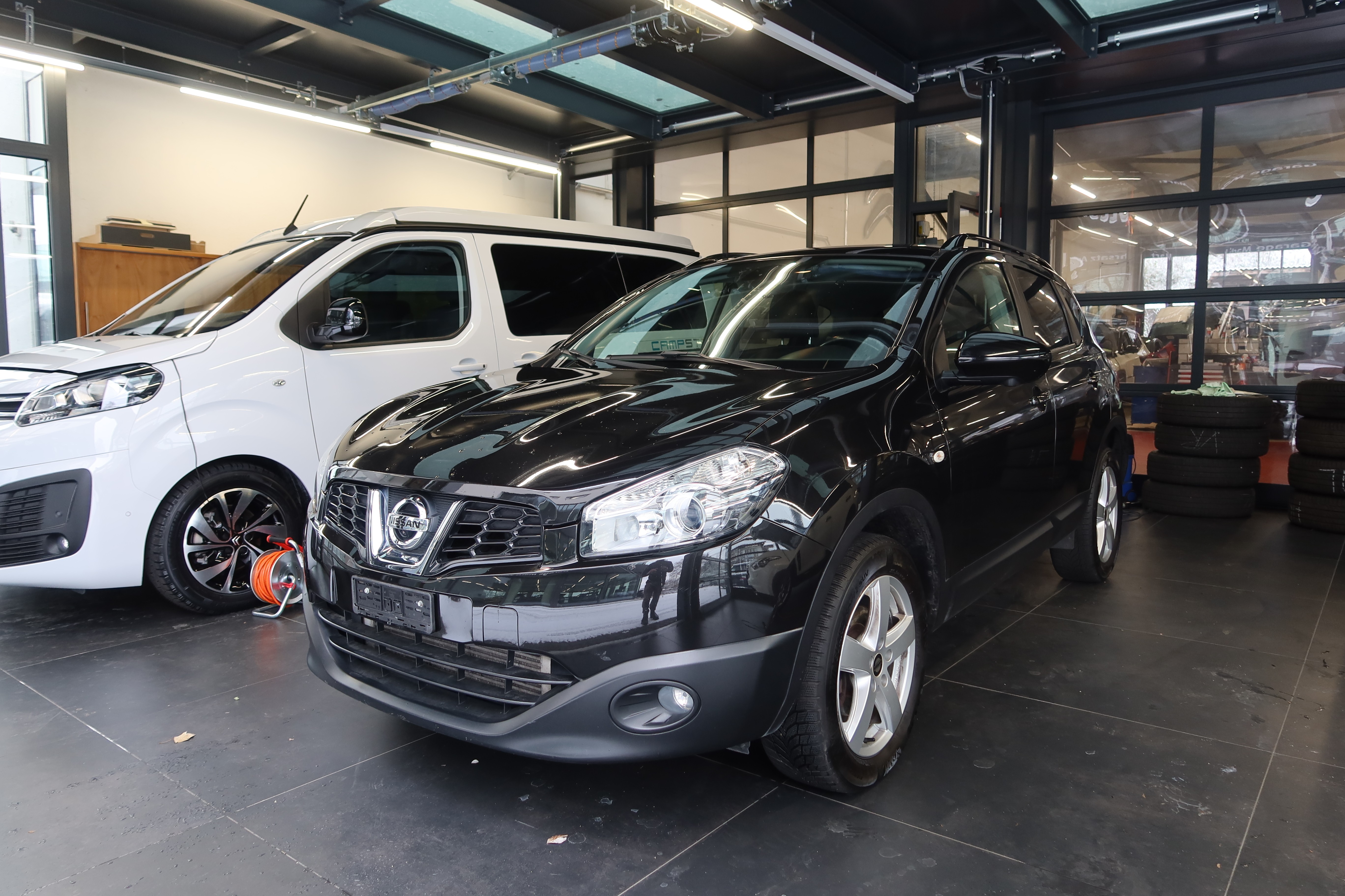 NISSAN Qashqai 2.0 dCi 4WD tekna