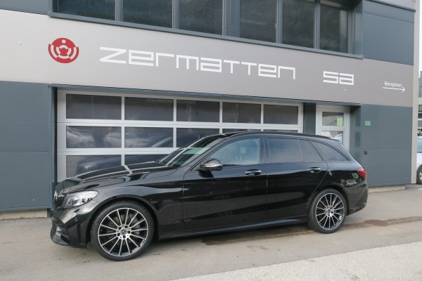 MERCEDES-BENZ C 300 AMG Line 4Matic