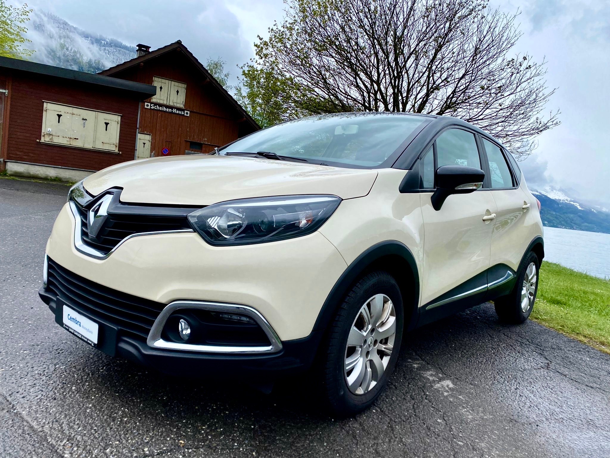 RENAULT Captur 0.9 Life