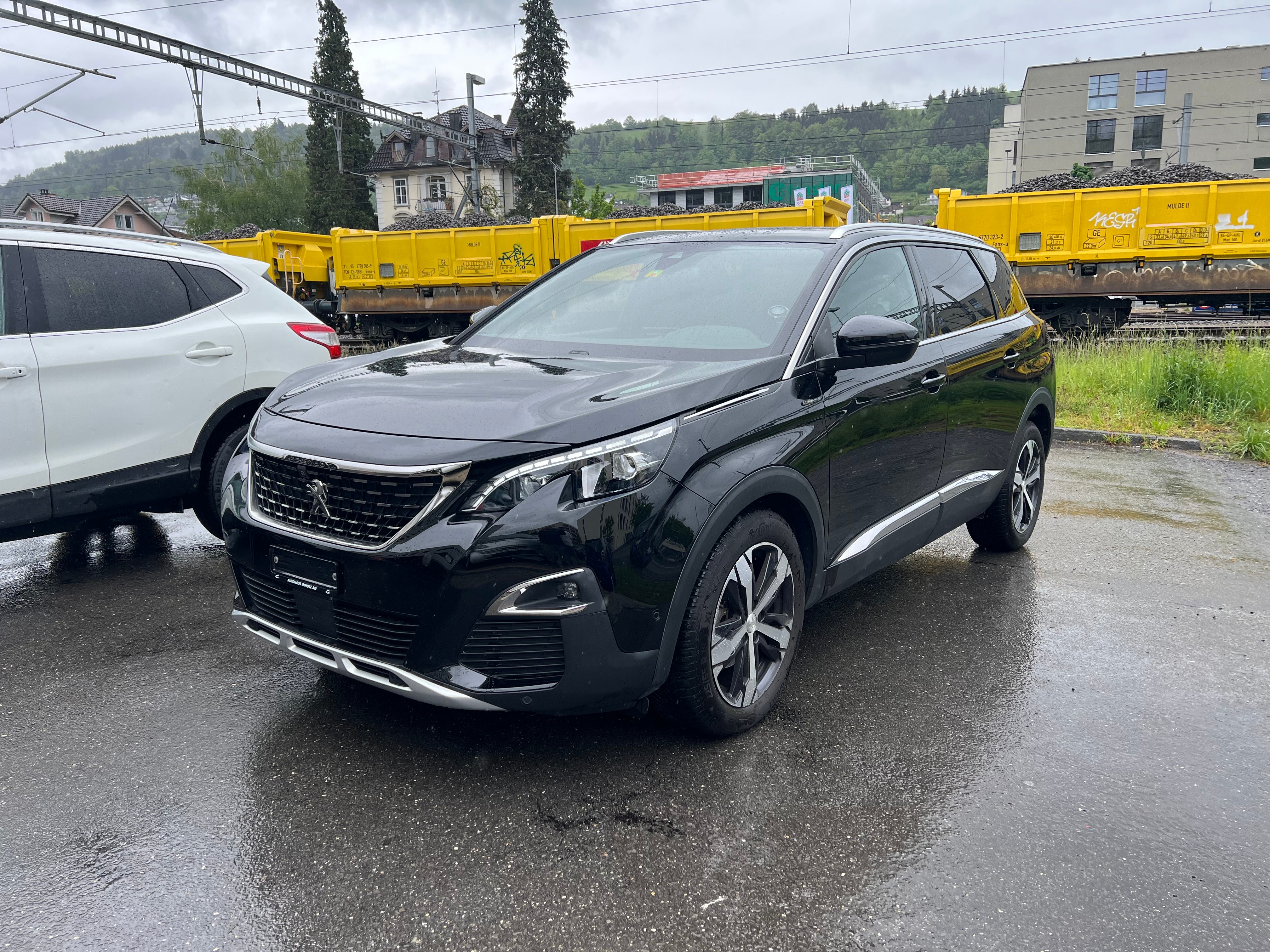 PEUGEOT 5008 1.6 Pure Tech Allure EAT8