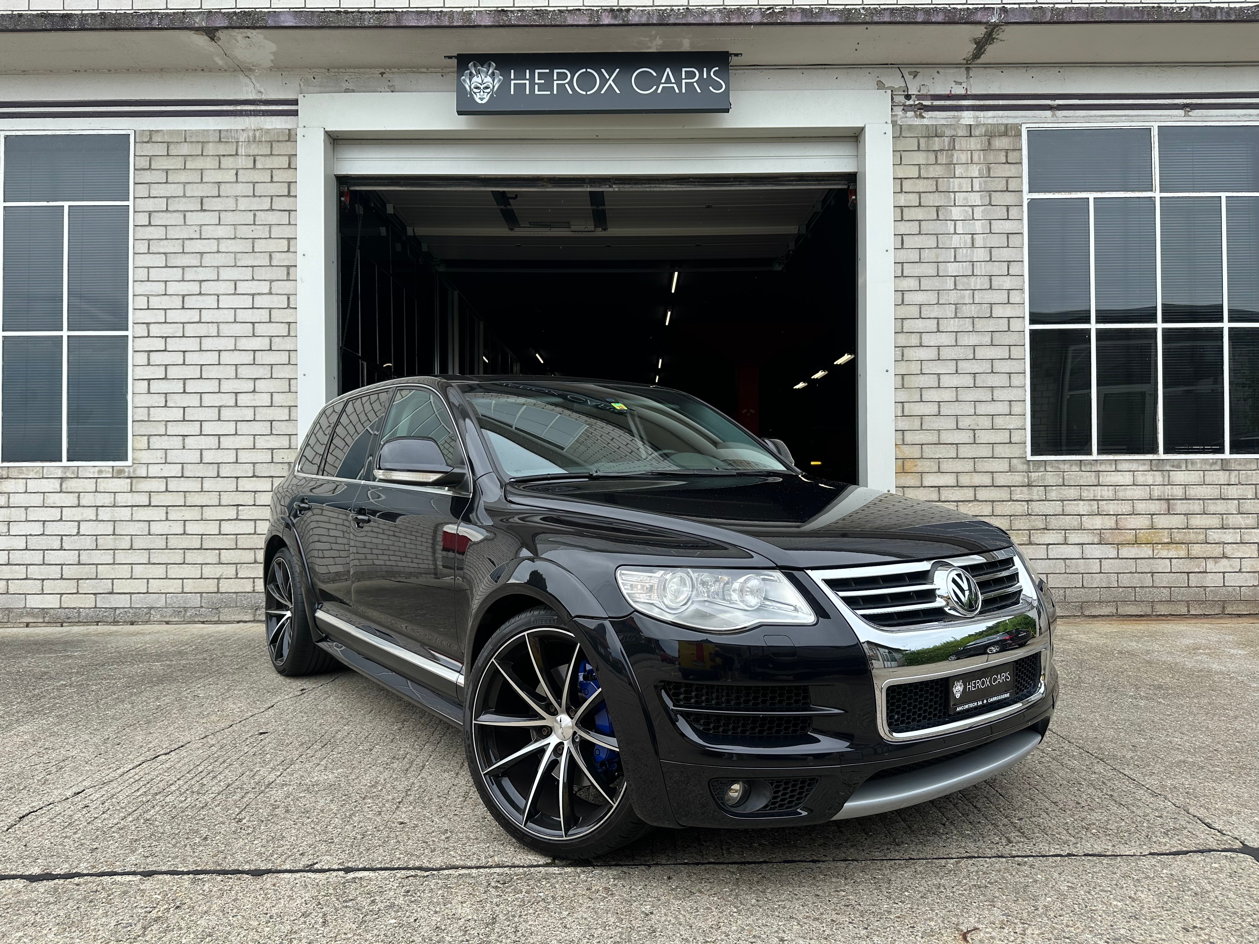 VW Touareg R50 V10 Automatic