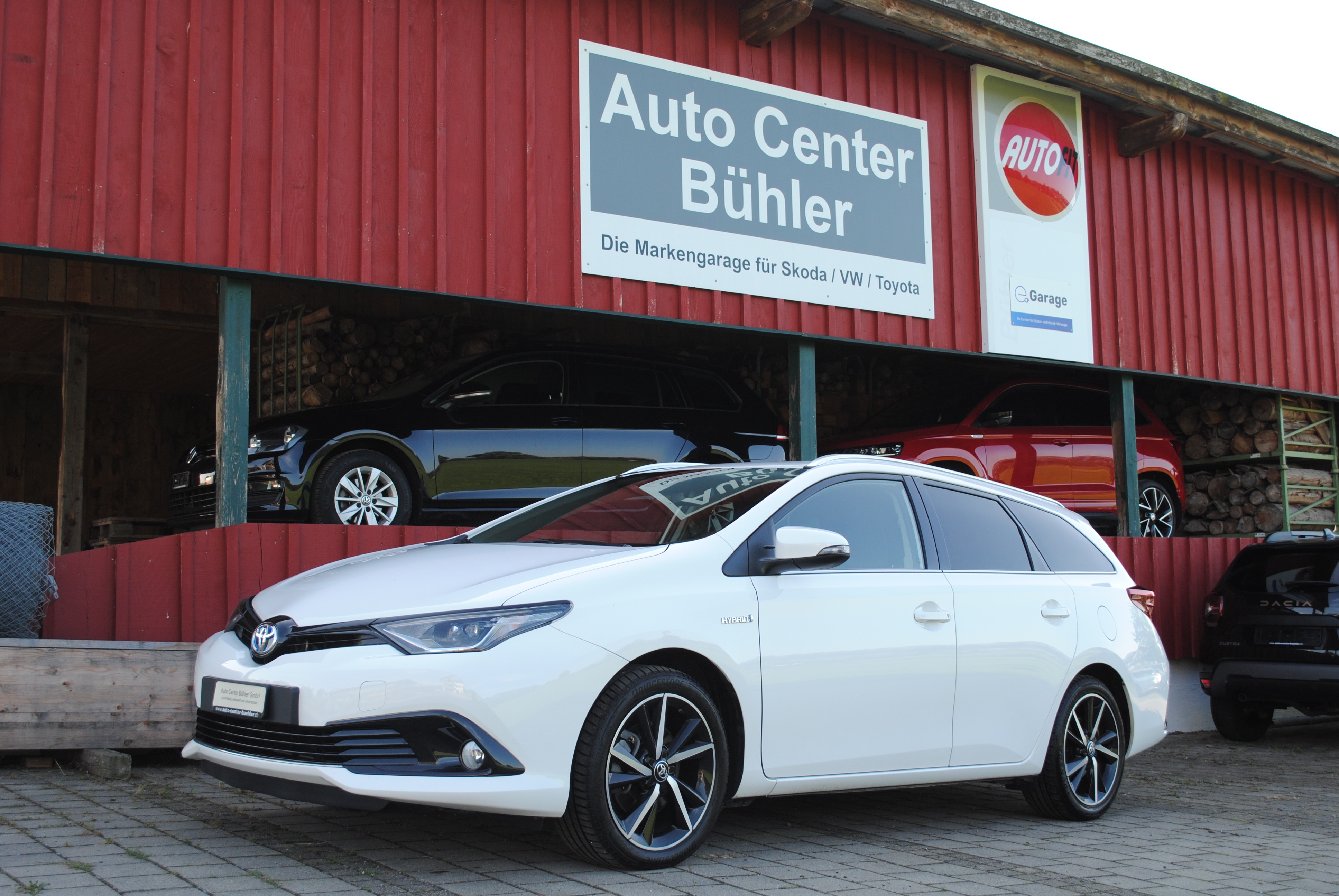 TOYOTA Auris Touring Sports 1.8 HSD Comfort e-CVT