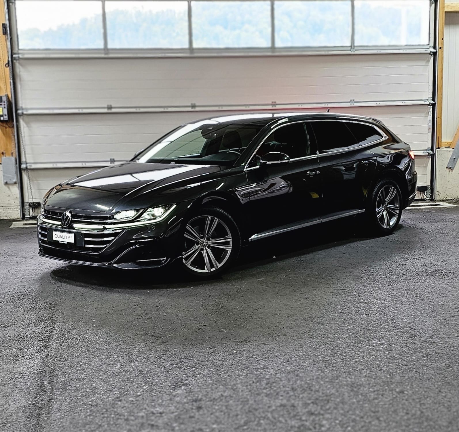 VW Arteon SB 2.0 TDI R-Line 4Motion DSG