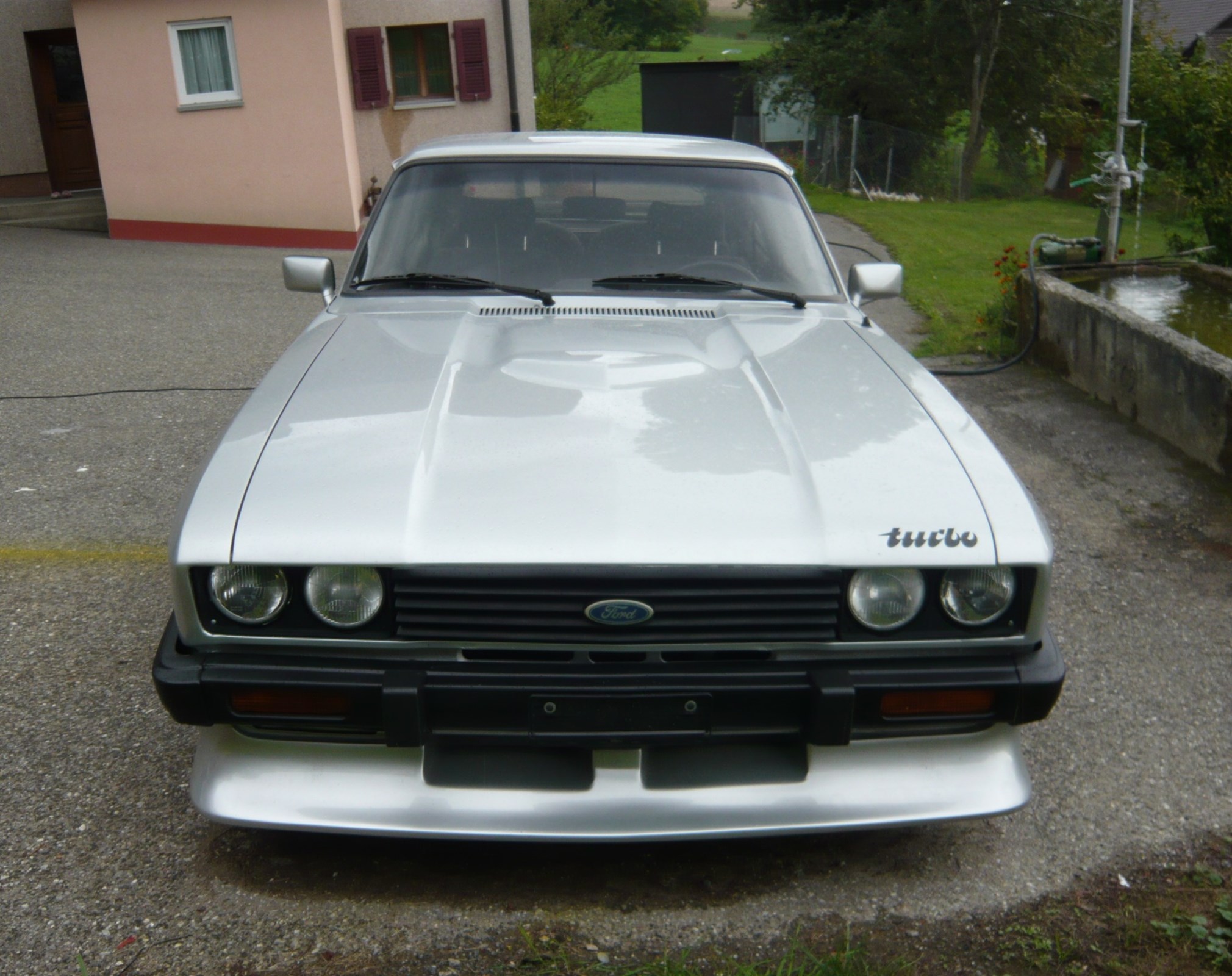 FORD CAPRI 2,8 Turbo