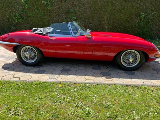 JAGUAR roadster