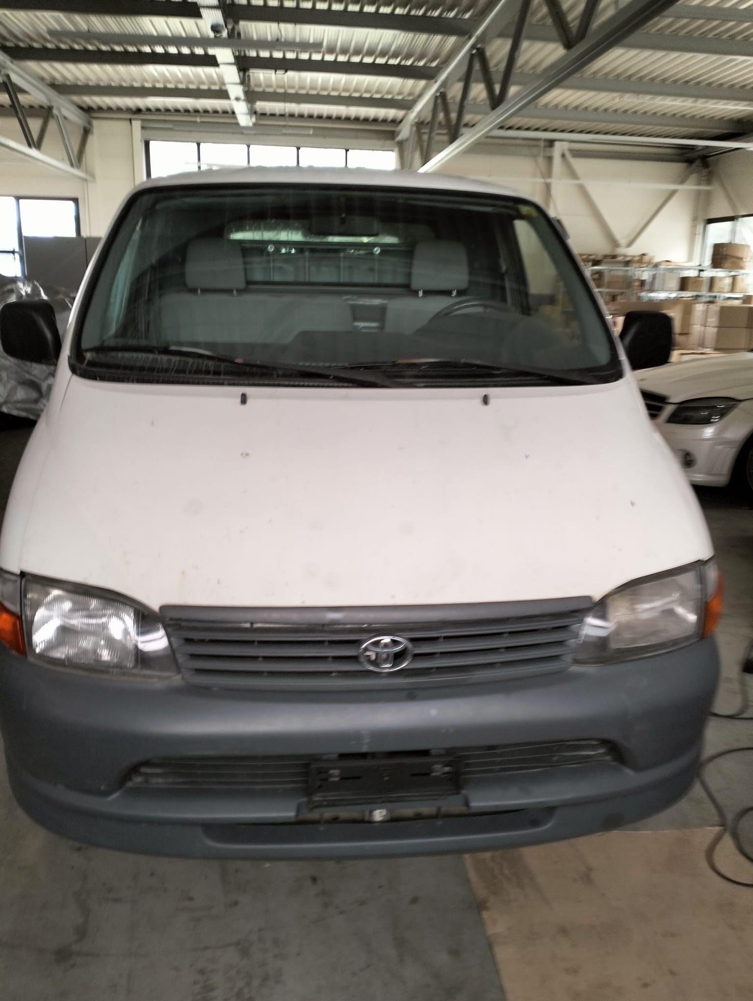 TOYOTA Hiace 2.4TD Van