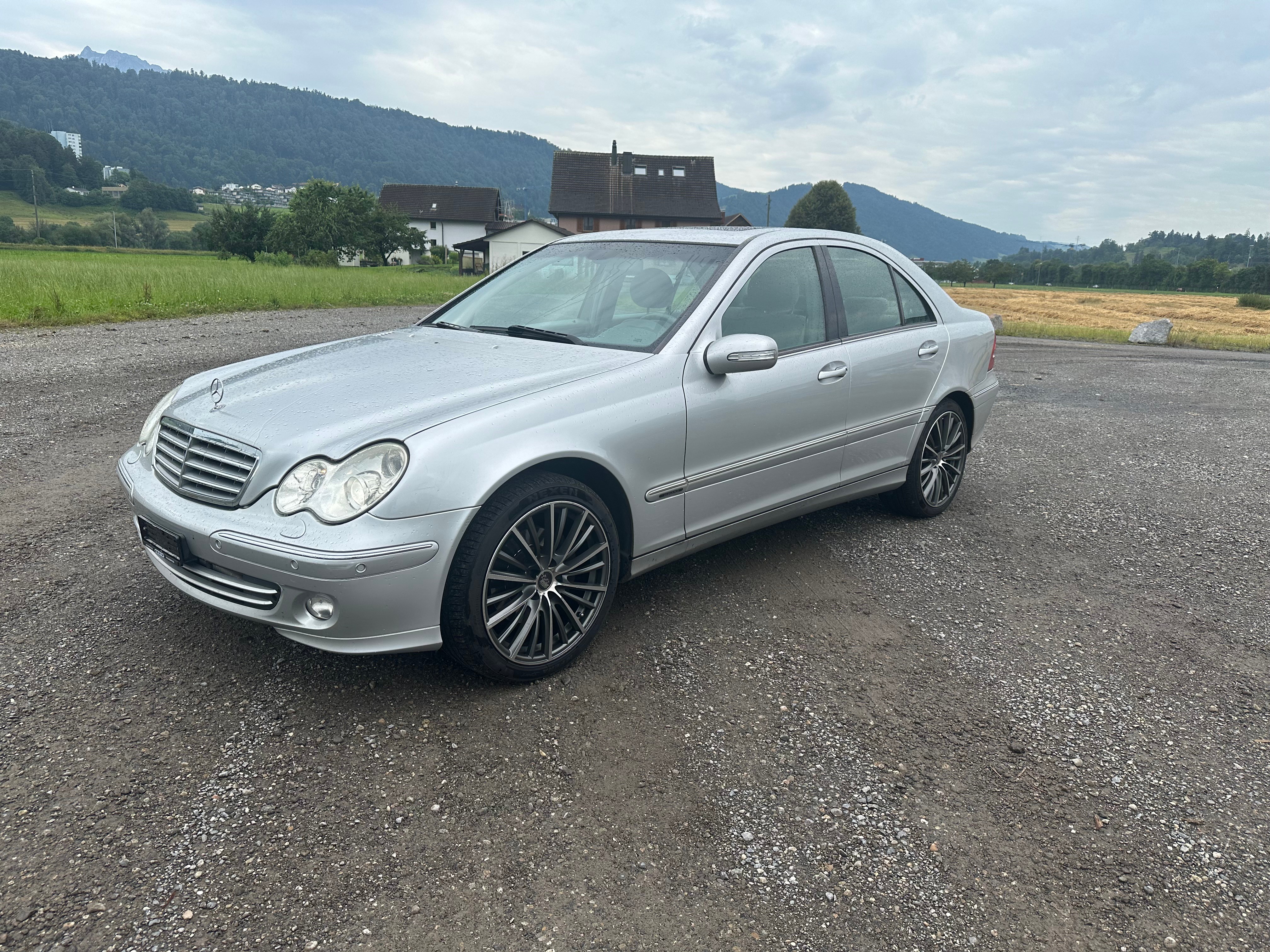 MERCEDES-BENZ C 320 Classic Automatic