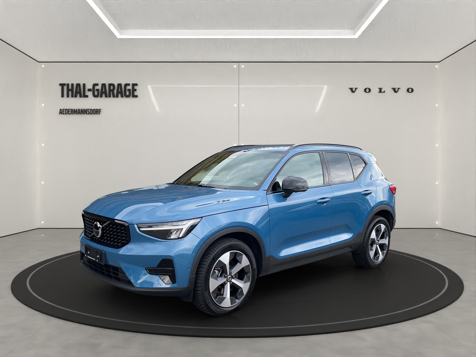 VOLVO XC40 2.0 B4 MH Plus Dark