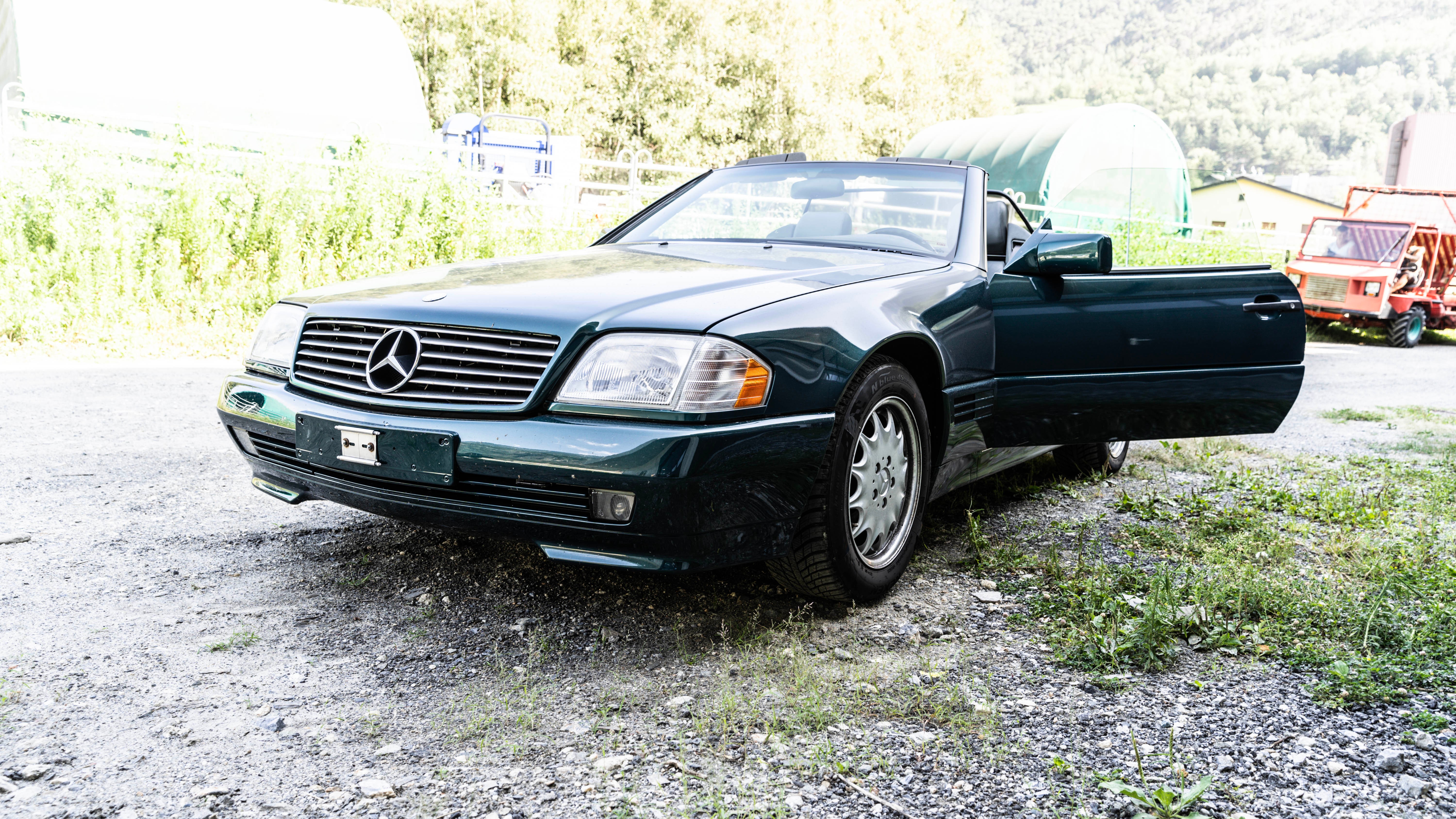 MERCEDES-BENZ SL 320