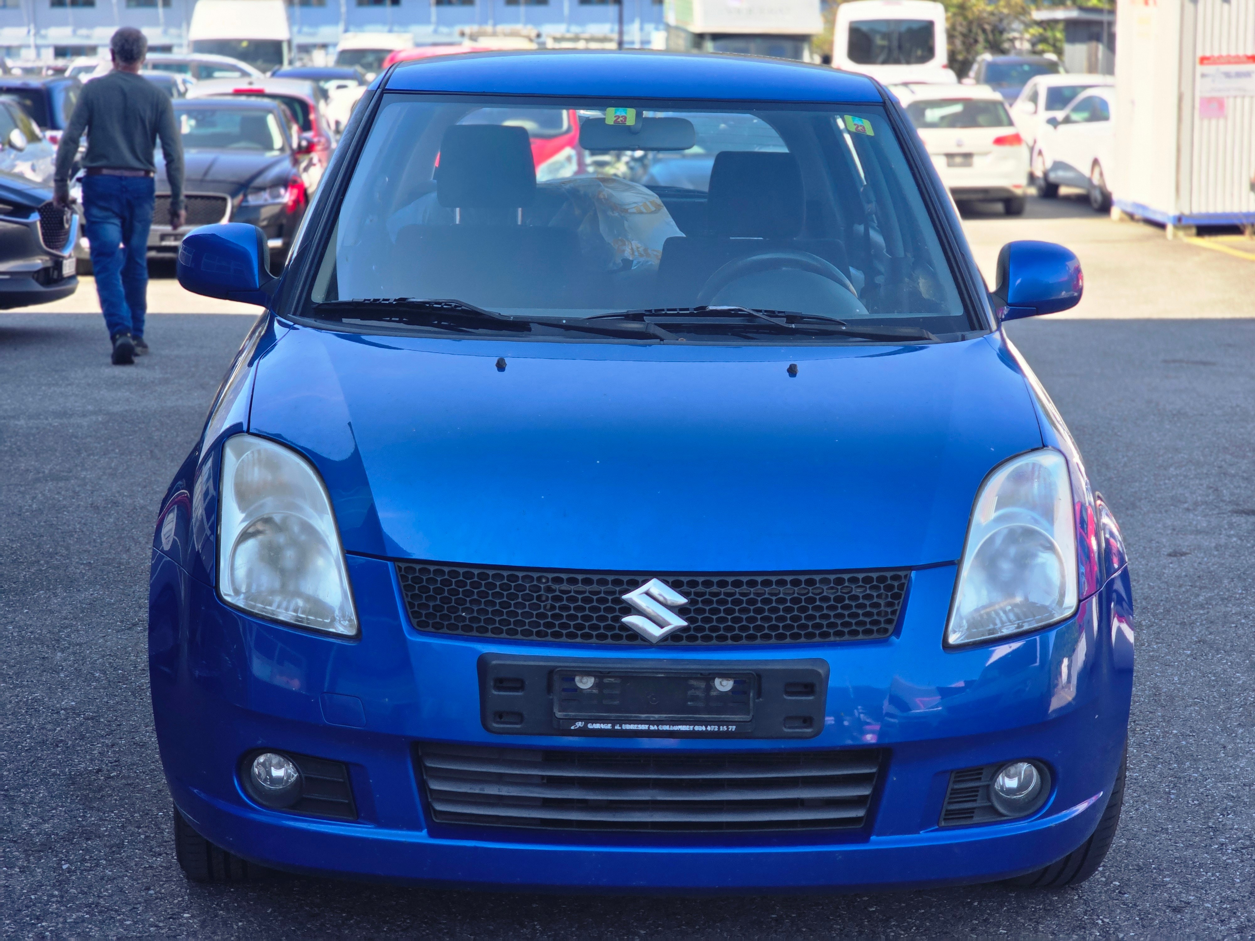 SUZUKI Swift 1.3i 16V GL Top 4x4