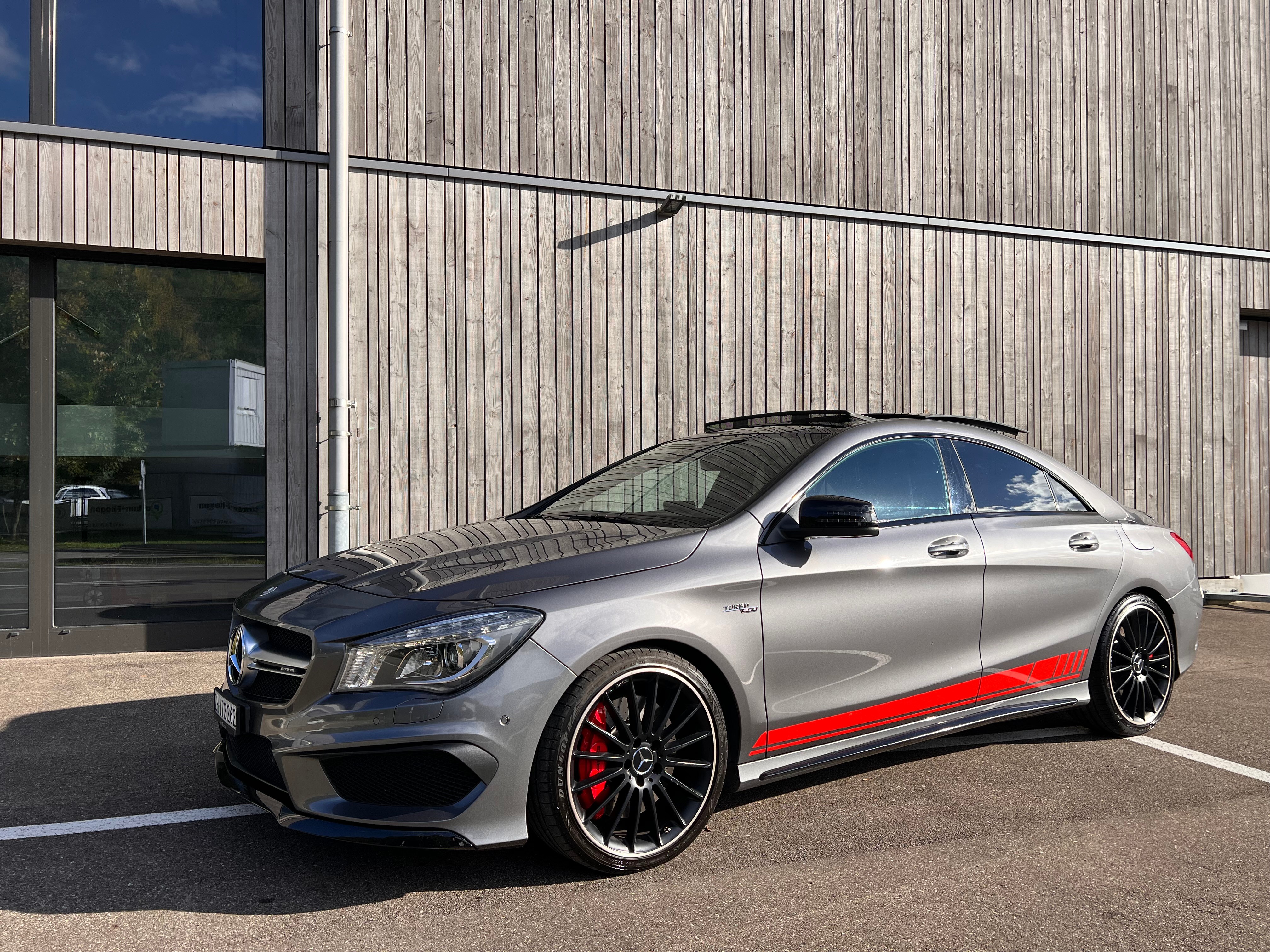 MERCEDES-BENZ CLA 45 AMG 4Matic Speedshift