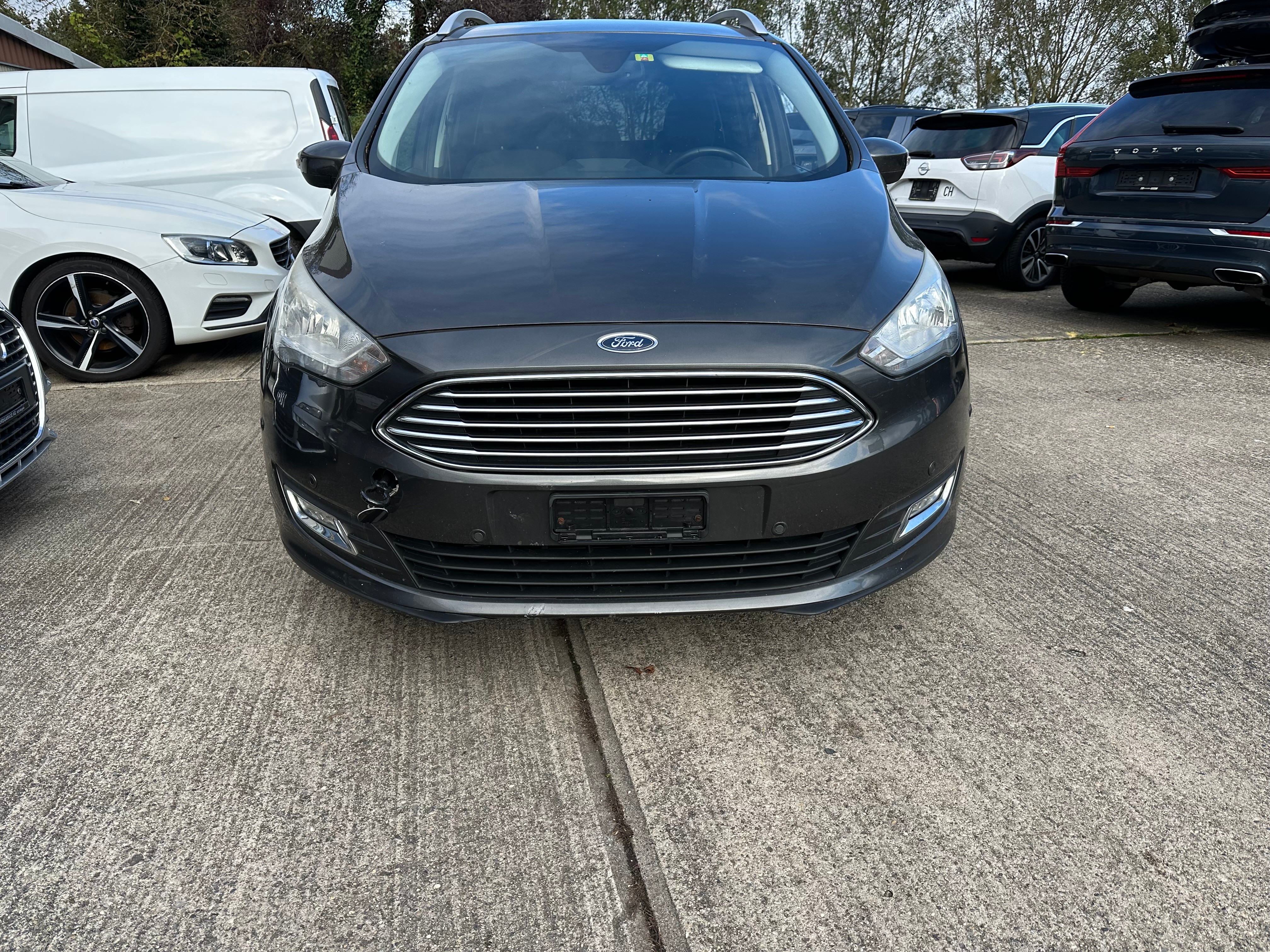 FORD Grand C-Max 1.0 SCTi Titanium