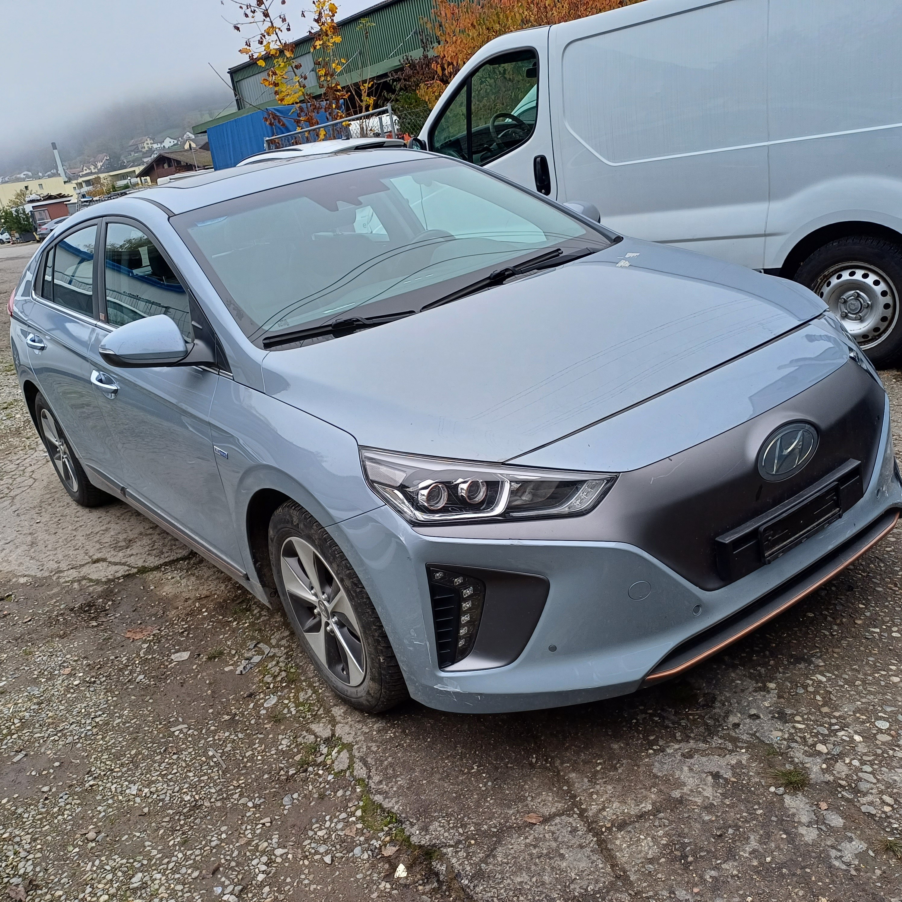 HYUNDAI Ioniq Launch Plus