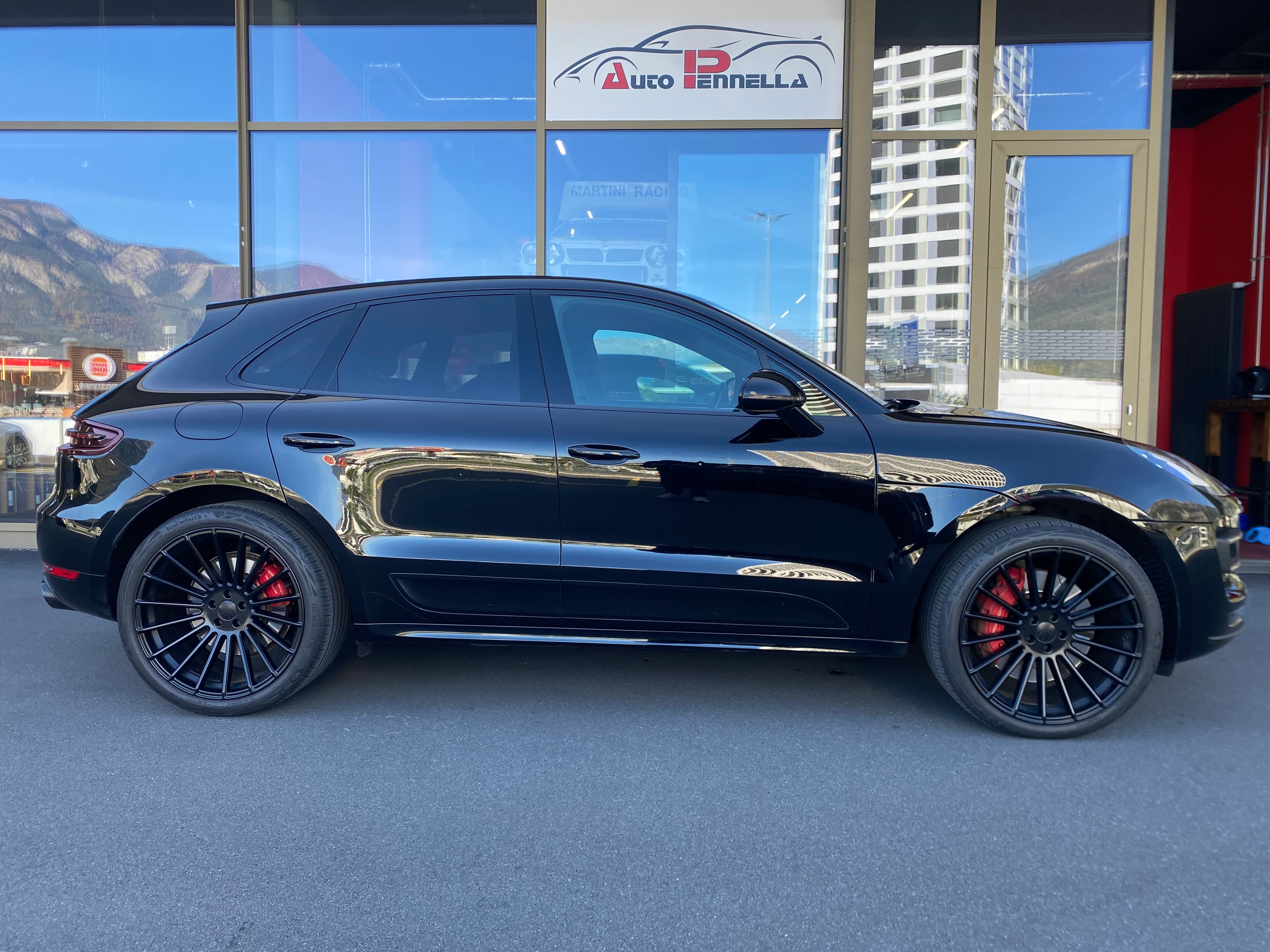 PORSCHE Macan Turbo Exclusive Performance Edition PDK