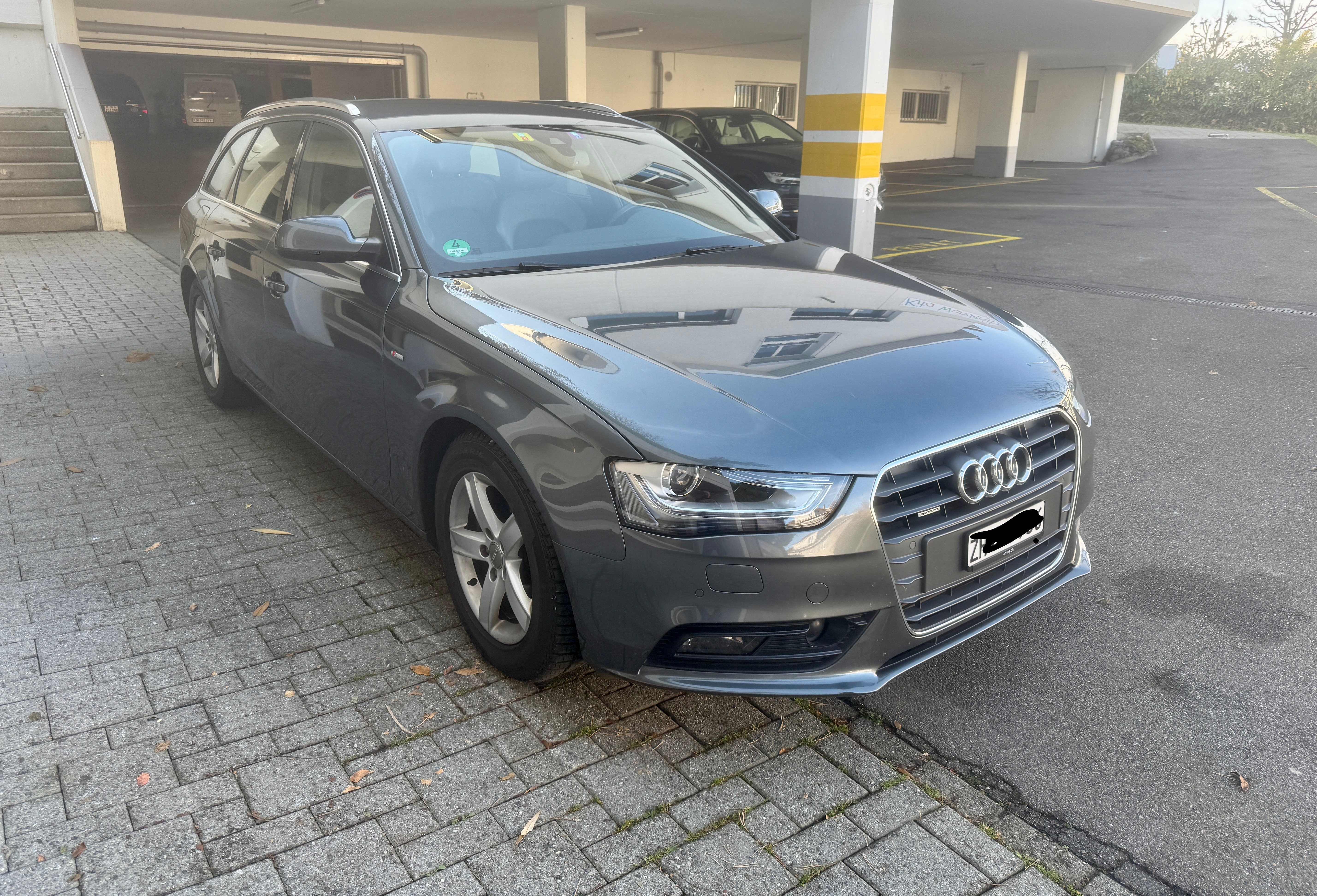 AUDI A4 Avant 2.0 TDI quattro S-tronic