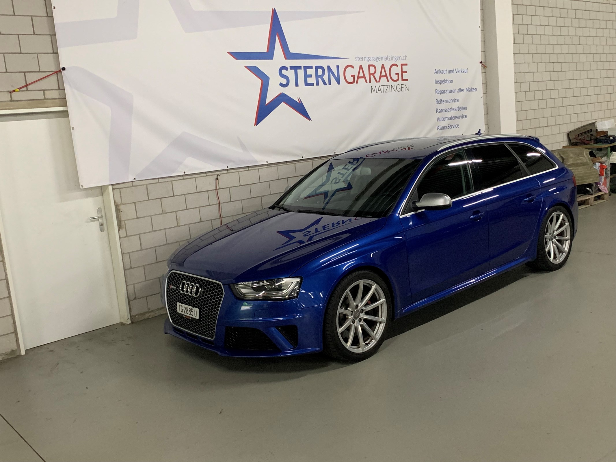 AUDI RS4 Avant 4.2 FSI V8 quattro S-tronic