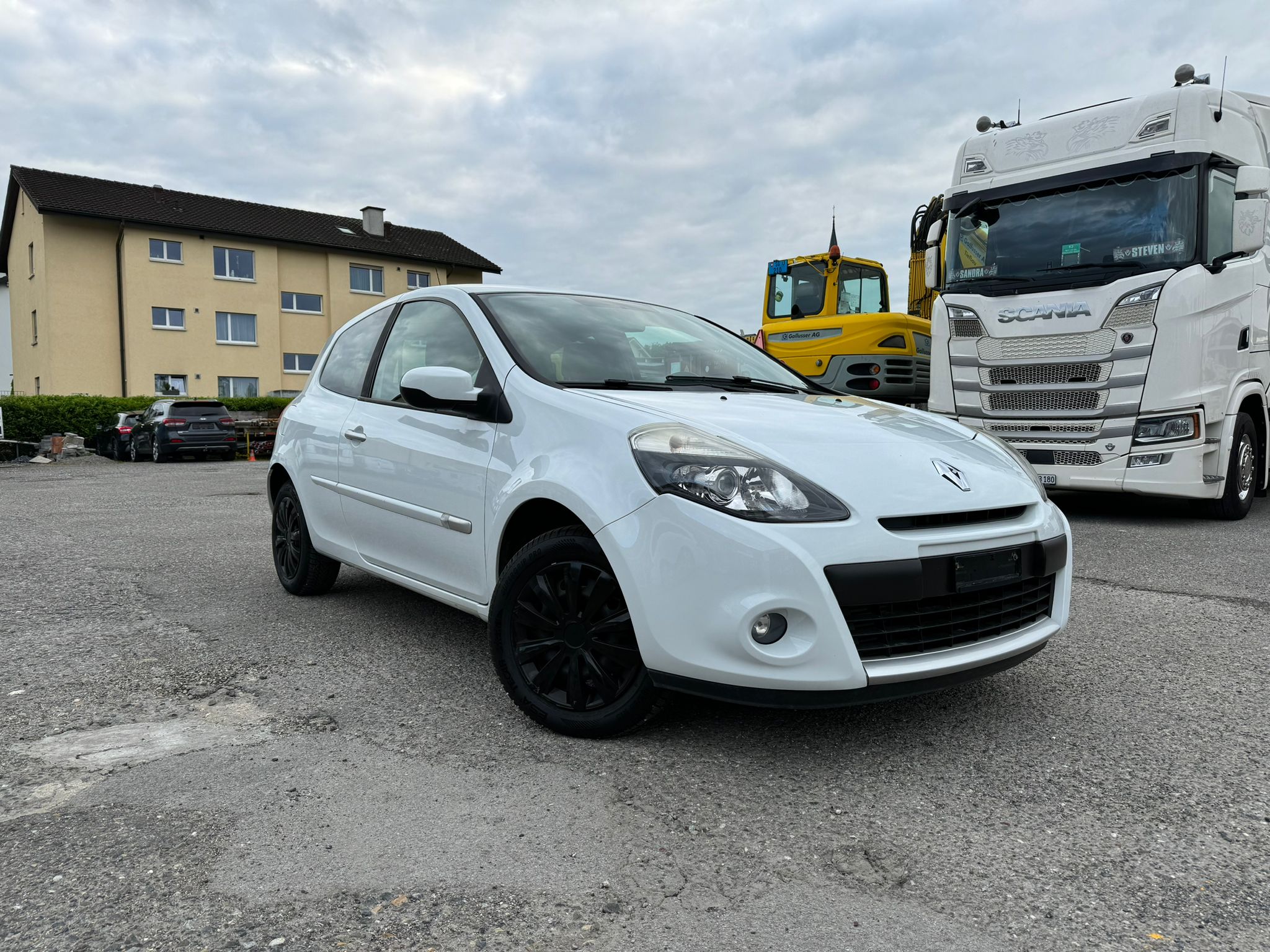 RENAULT Clio 1.2 16V Turbo Dynamique